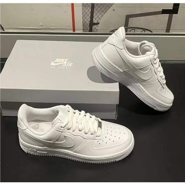 Nike shoes - White 11