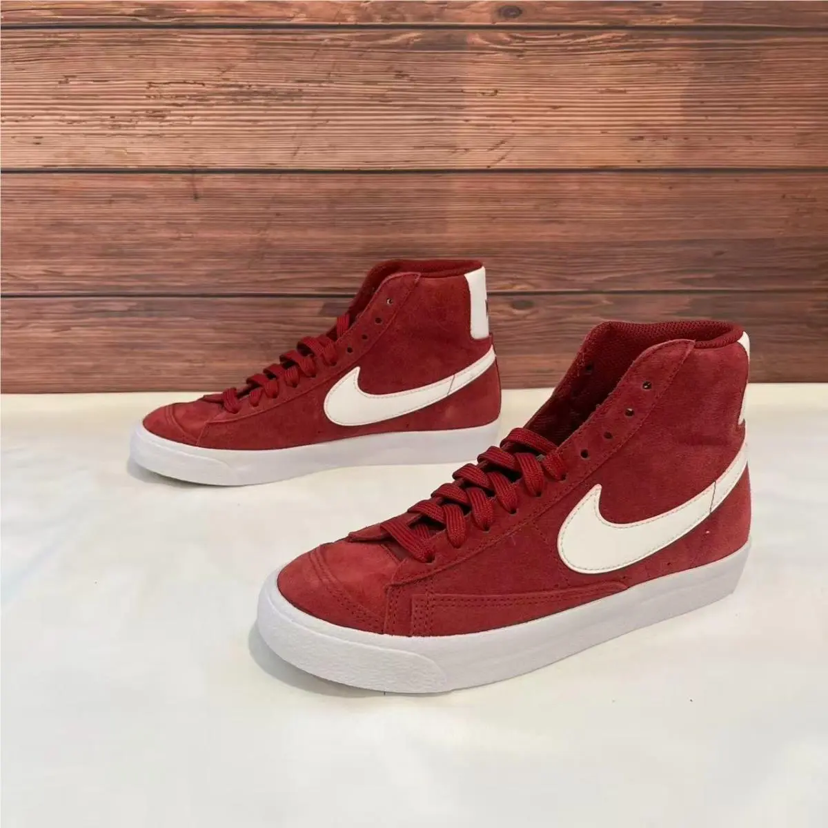 Nike shoes - Nike Blazer Mid 77 - Blazer Mid - Red 1
