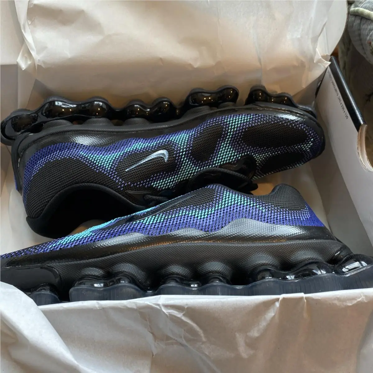 Nike shoes - liquid - liquid - HJ4517-400 - Black 1
