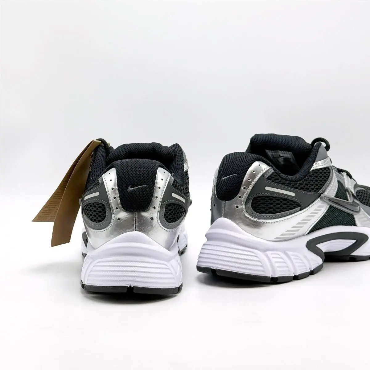 Nike shoes - Nike V5 RNR - RNR - HJ5228-004 - Black 2
