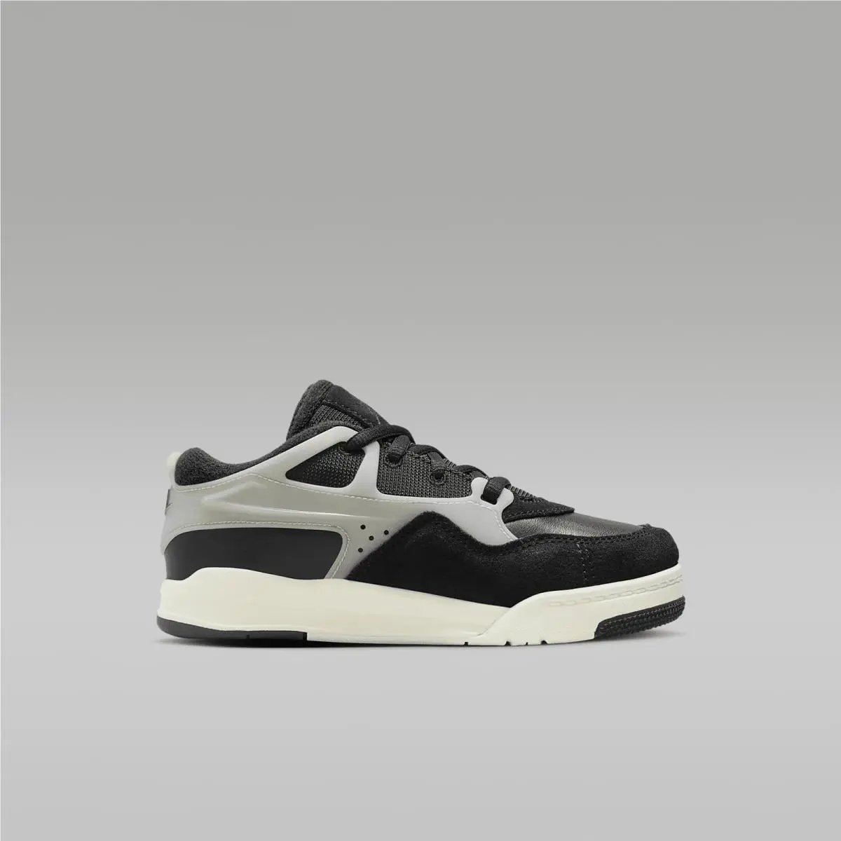 Nike shoes - Black/Sail/Coconut Milk/Gym Red 1