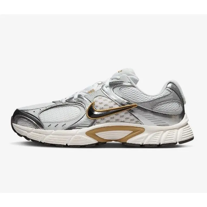 HJ5228 102  V5 Rnr Running White/ash/brown Shoe Sneakers Men by Nike