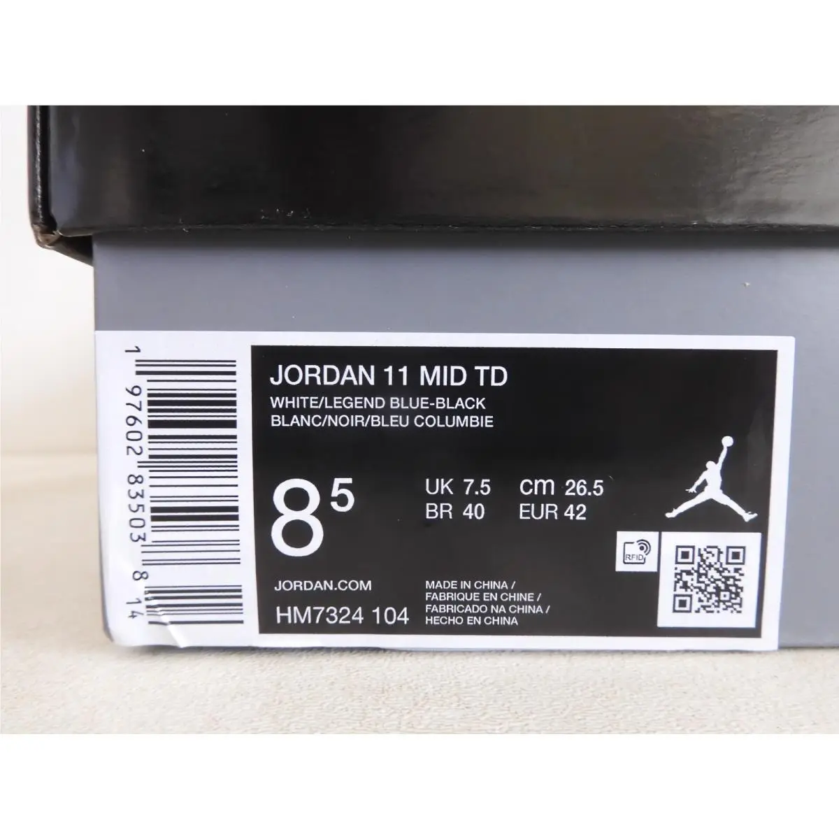 Nike shoes - Air Jordan 11 - Air - HM7324-104 - White 7