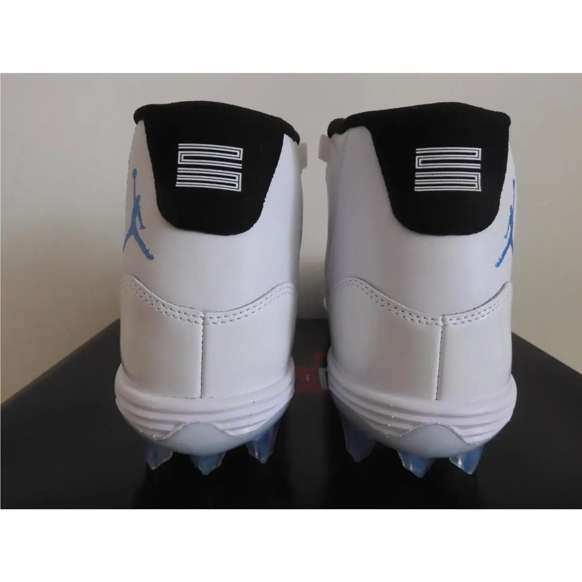 Nike shoes - Air Jordan 11 - Air - HM7324-104 - White 21