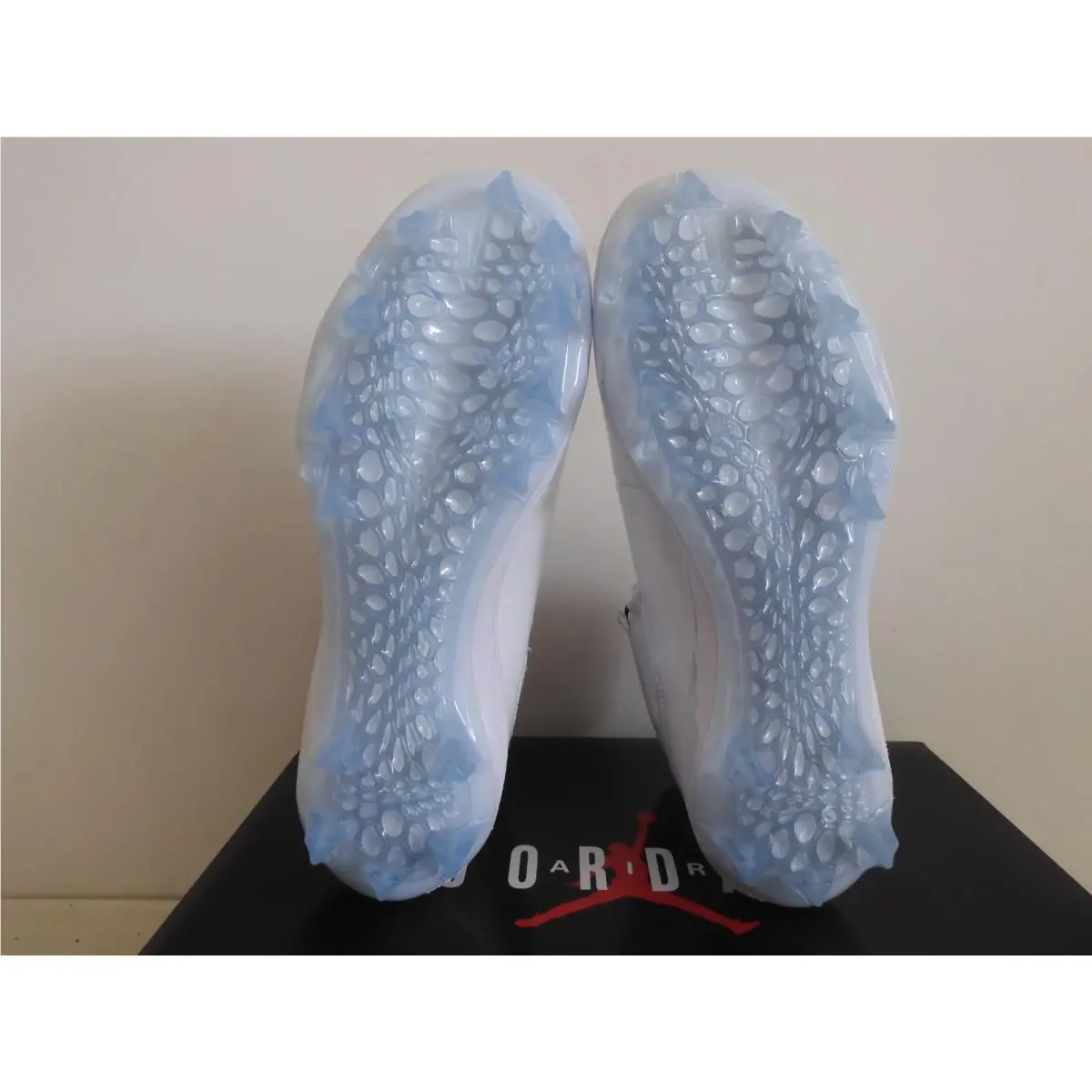 Nike shoes - Air Jordan 11 - Air - HM7324-104 - White 23