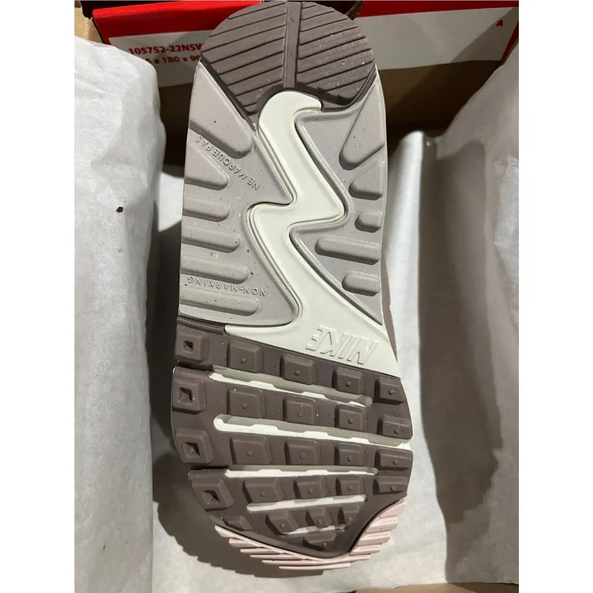 Nike shoes - PHANTOM/TATTOO MOON PARTICLE 5