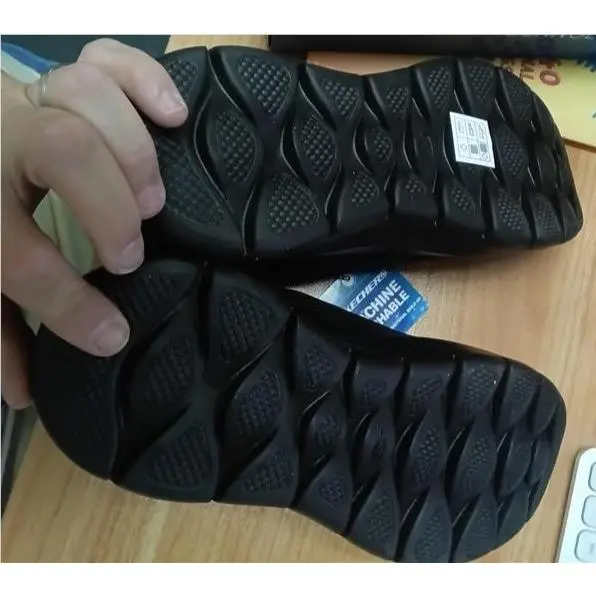Skechers shoes - Black (UPC: 197627450803) 3