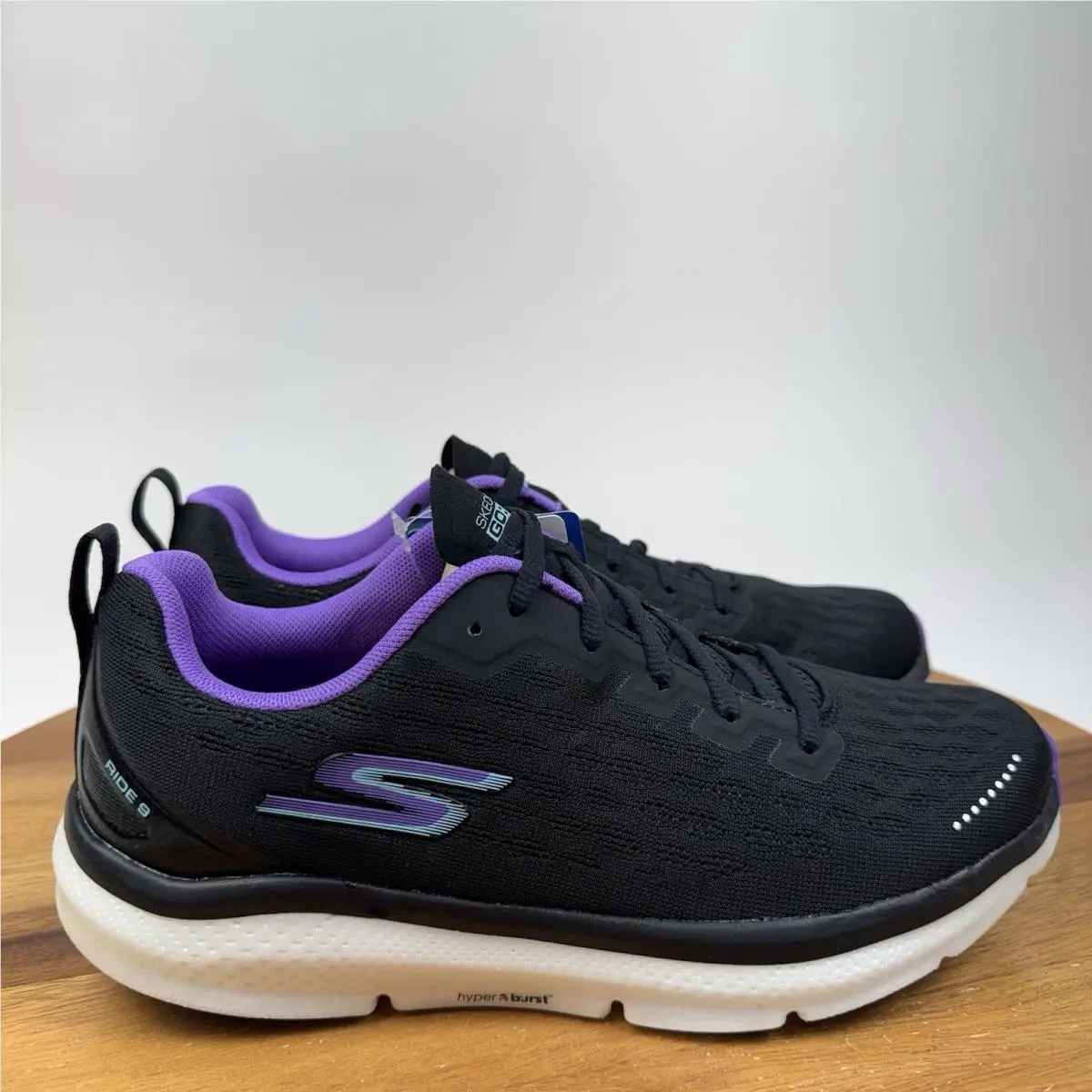 Womens  Go Run Ride 9 Black Athletic Sneakers Shoes Size 8 M by Skechers