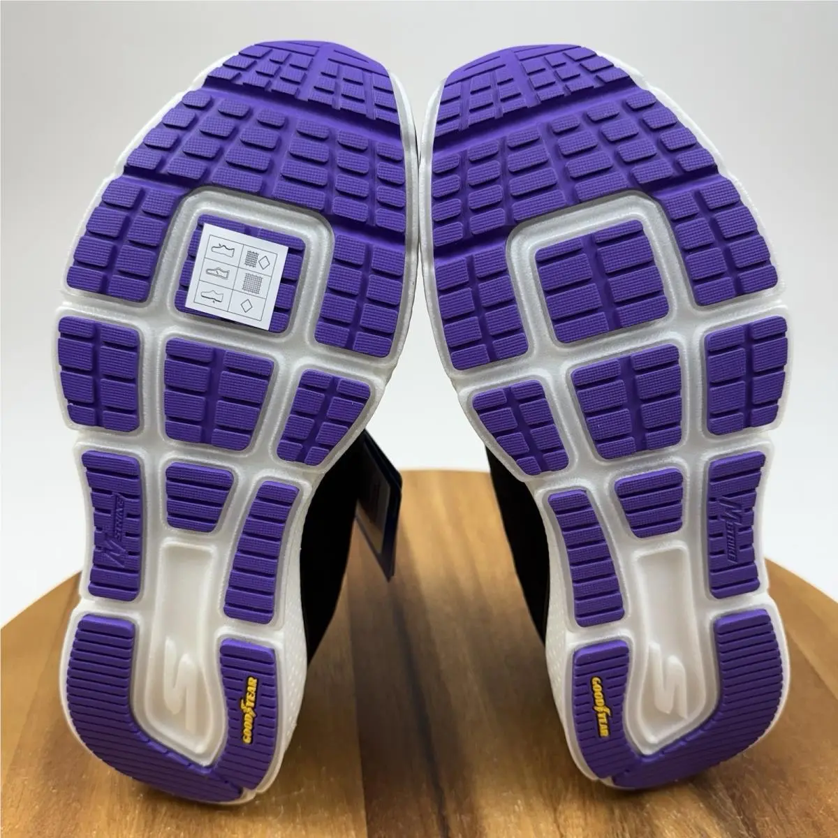 Skechers shoes - Skechers go run ride 9 - Black 5