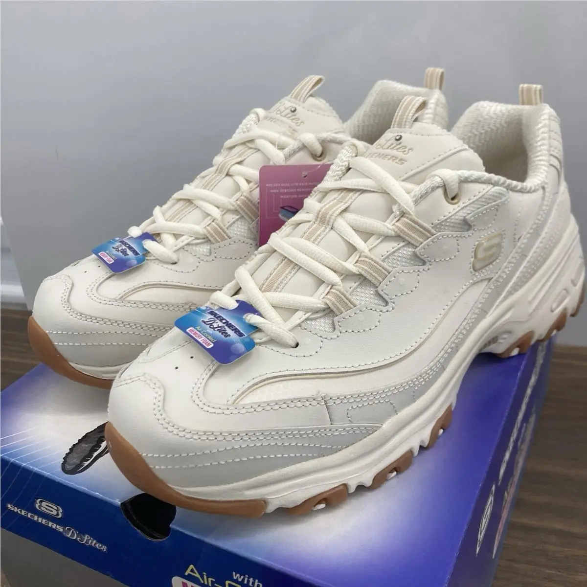 Skechers shoes - SKECHERS D`Lites - 149807 - White 1