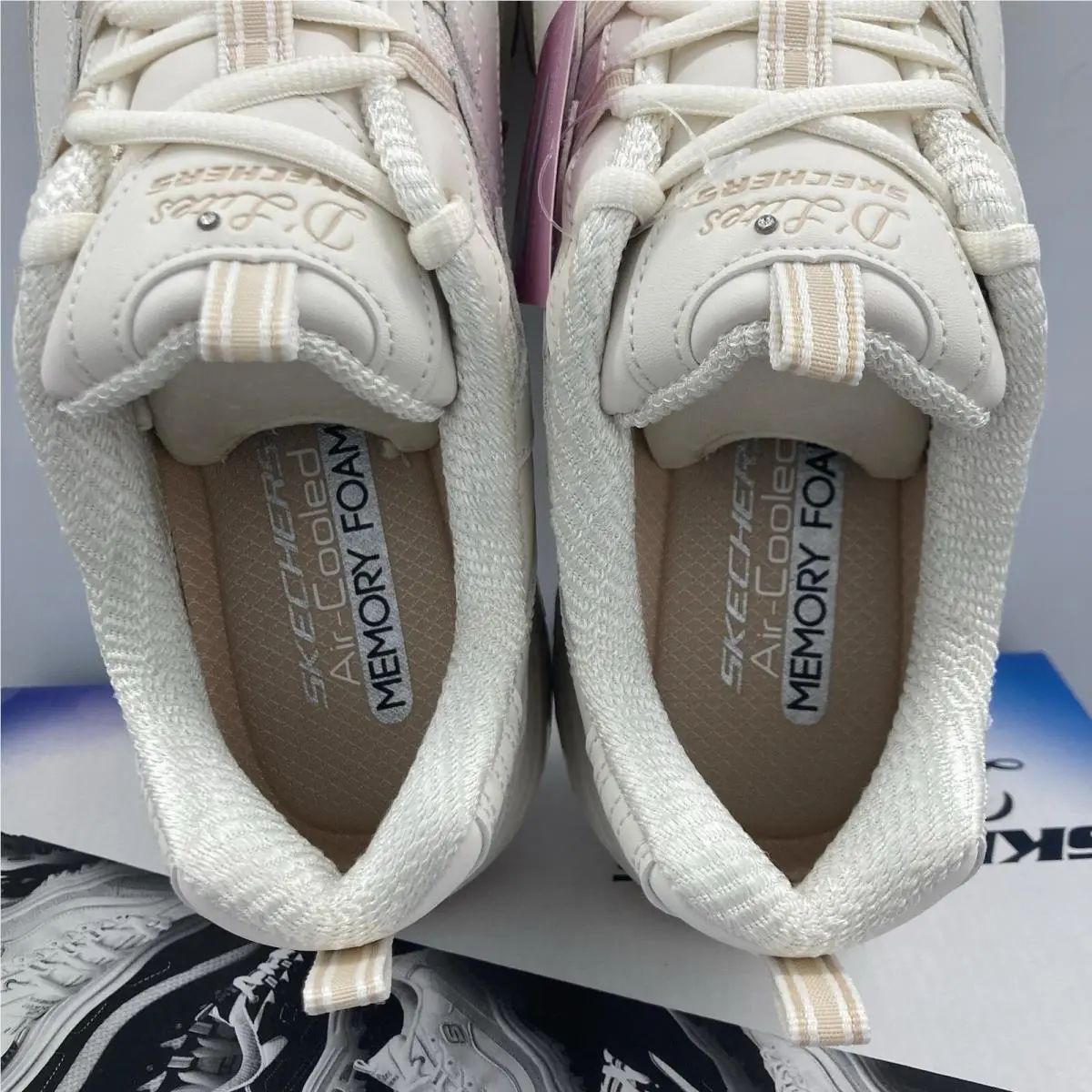 Skechers shoes - SKECHERS D`Lites - 149807 - White 6