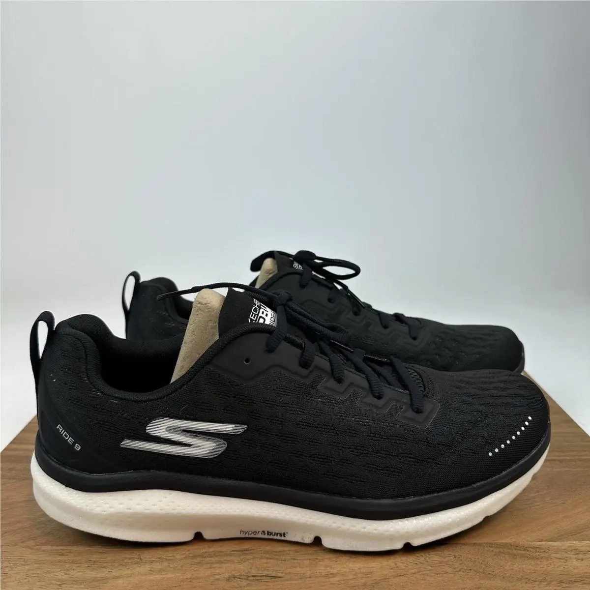 Mens  Go Run Ride 9 Black Athletic Sneakers Shoes Size 12 M by Skechers