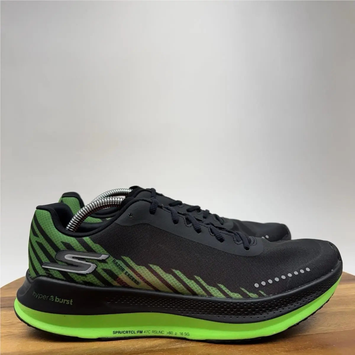Mens  Go Run Razor Excess Black Athletic Sneakers Shoes Size 10 by Skechers