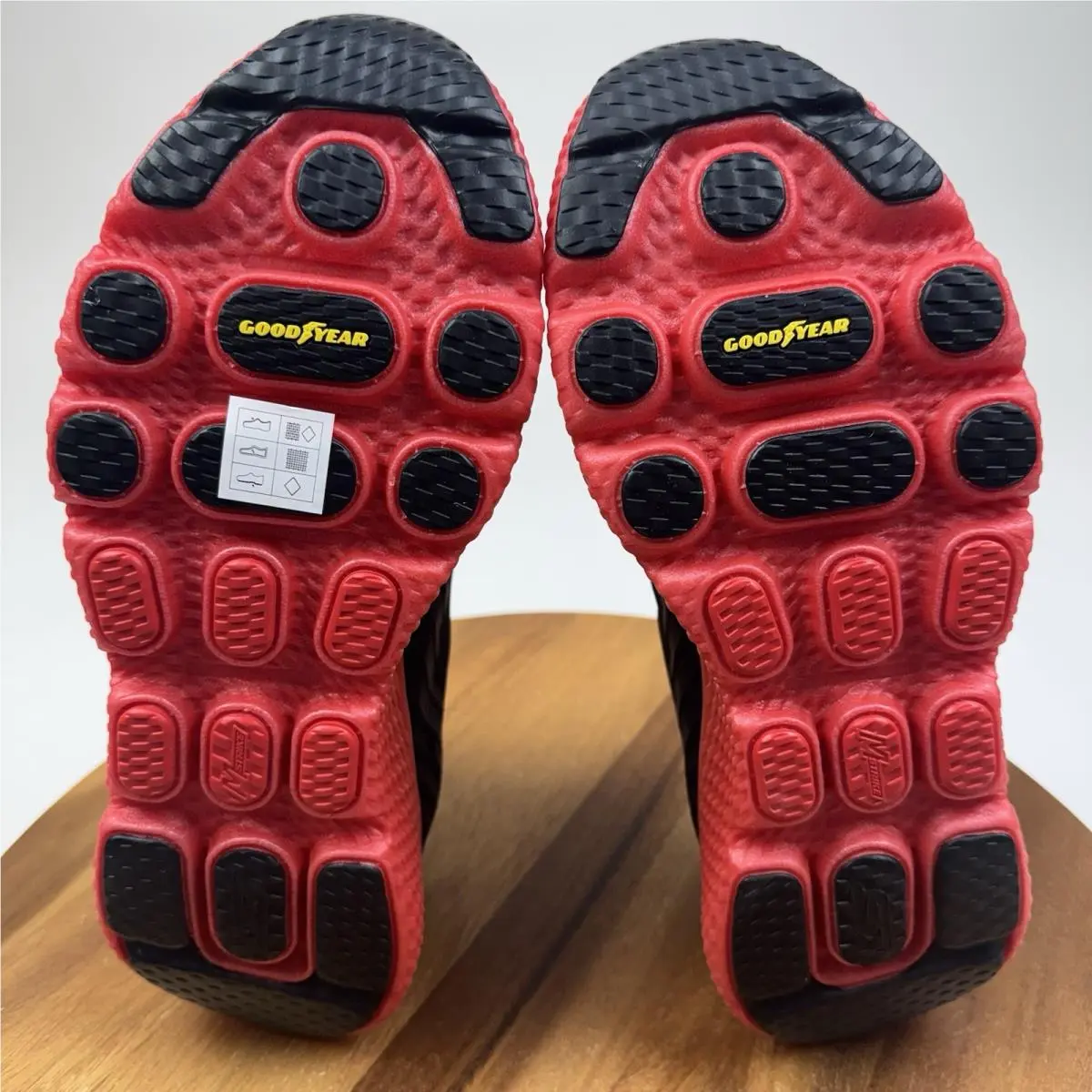 Skechers shoes - Skechers Go Run Maxroad 5 - Black 5