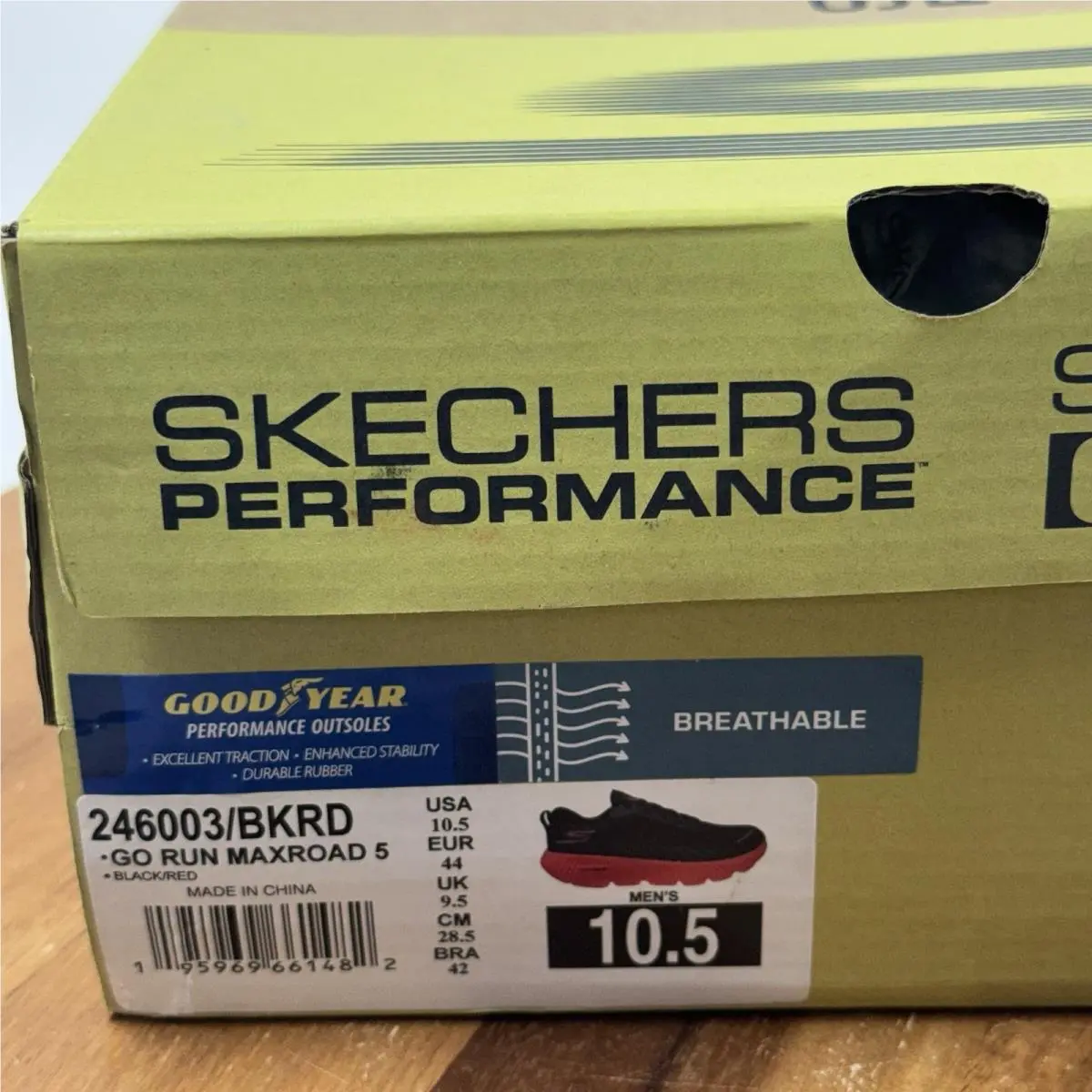 Skechers shoes - Skechers Go Run Maxroad 5 - Black 7