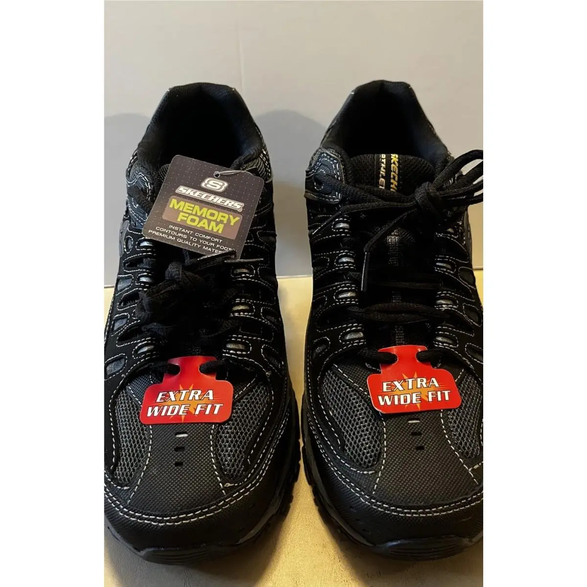 Men`s After Burn Memory Fit Sneaker Style 50125EWW/BKCC Size 10.5W by Skechers
