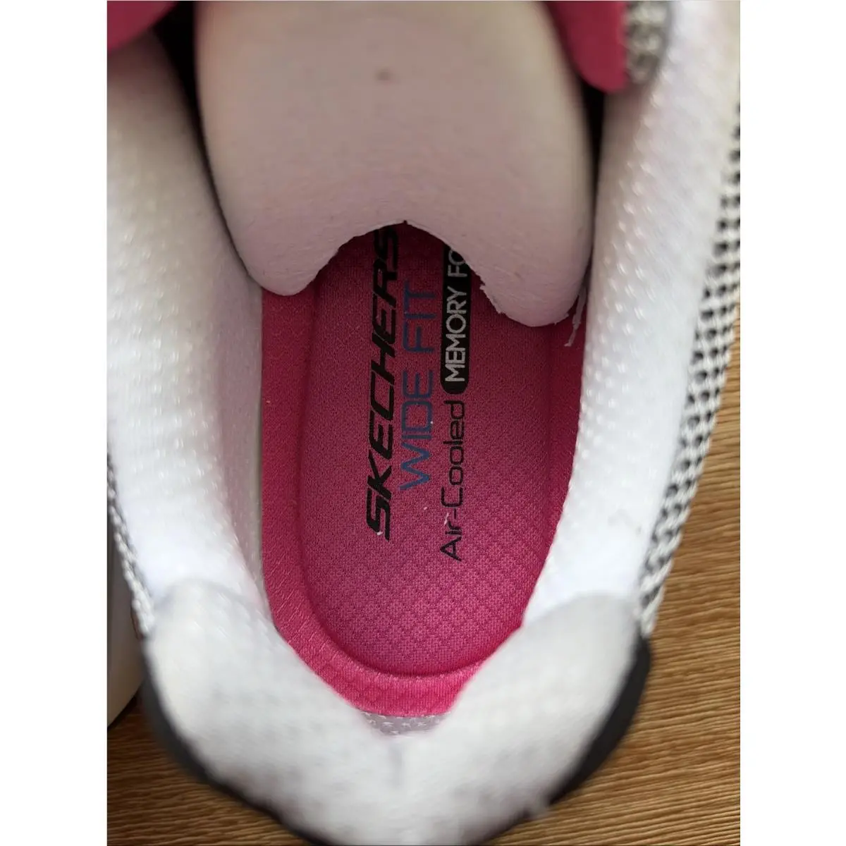 Skechers shoes - Skechers D`Lites Life Saver - Life Saver - 11860EW/BKWP - Black/Pink (UPC: 889110560174) 4