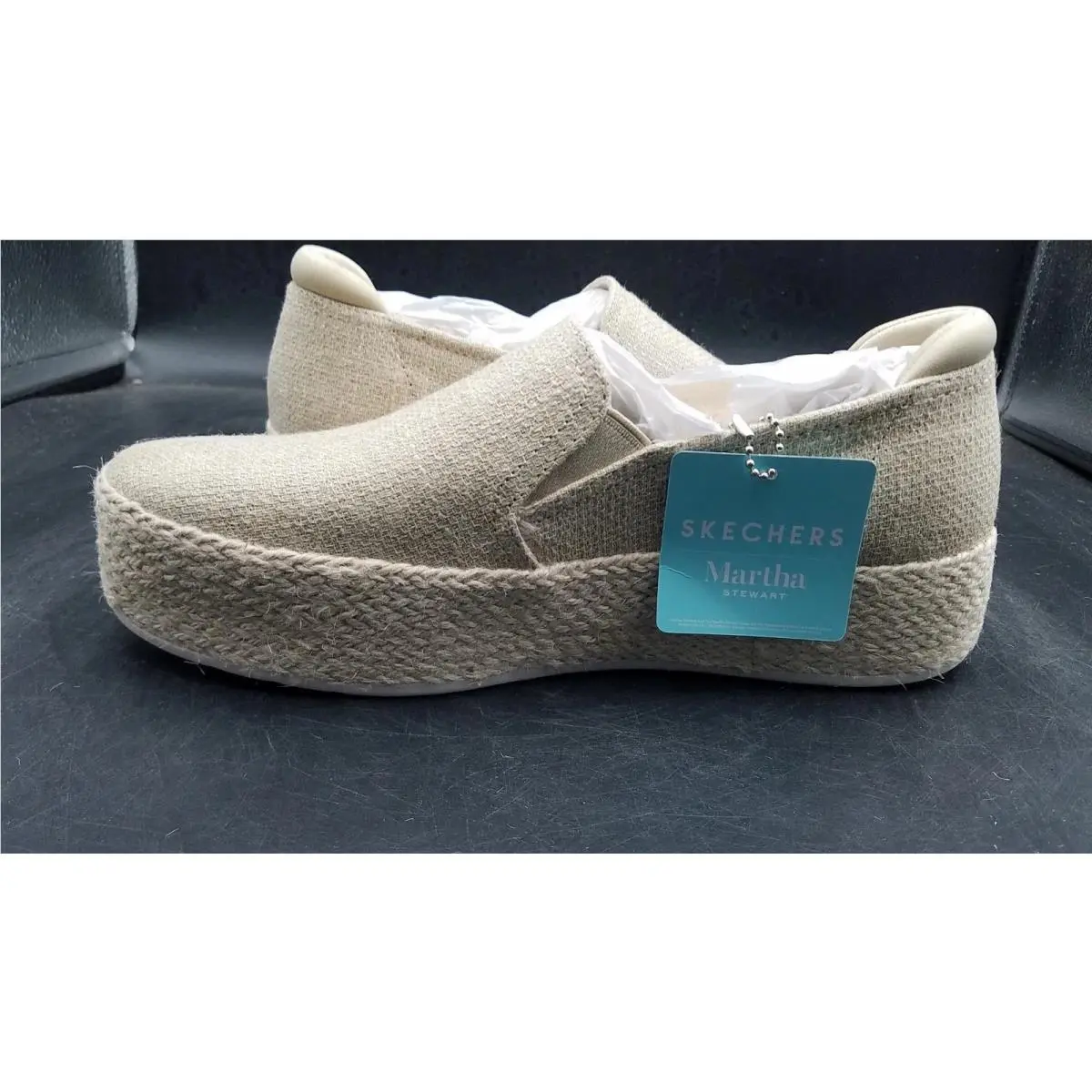 Skechers shoes - Beige (UPC: 197627469355) 0