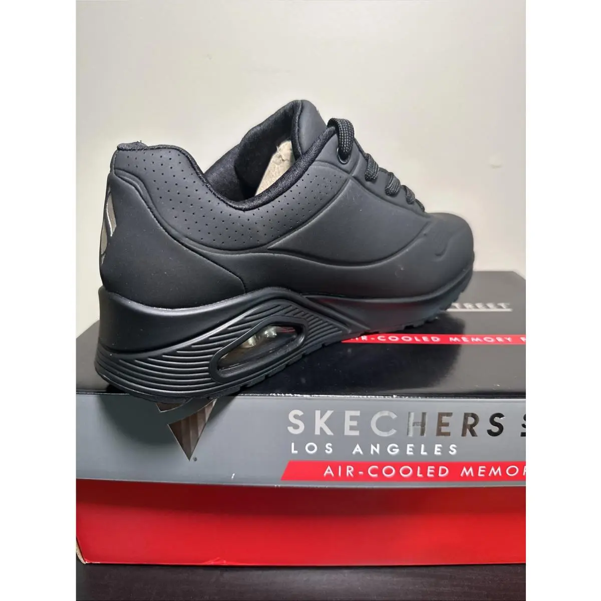 Skechers shoes - SKECHERS UNO STAND ON AIR - Black (UPC: 0195204289075) 1
