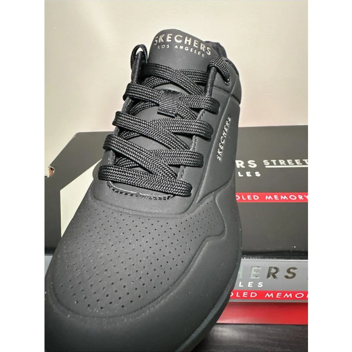 Skechers shoes - SKECHERS UNO STAND ON AIR - Black (UPC: 0195204289075) 2