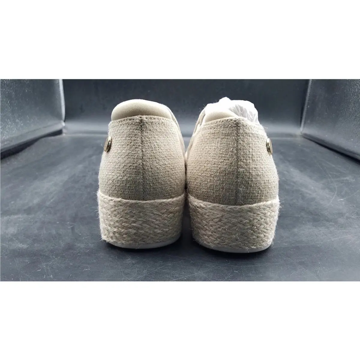 Skechers shoes - Beige (UPC: 197627469379) 3