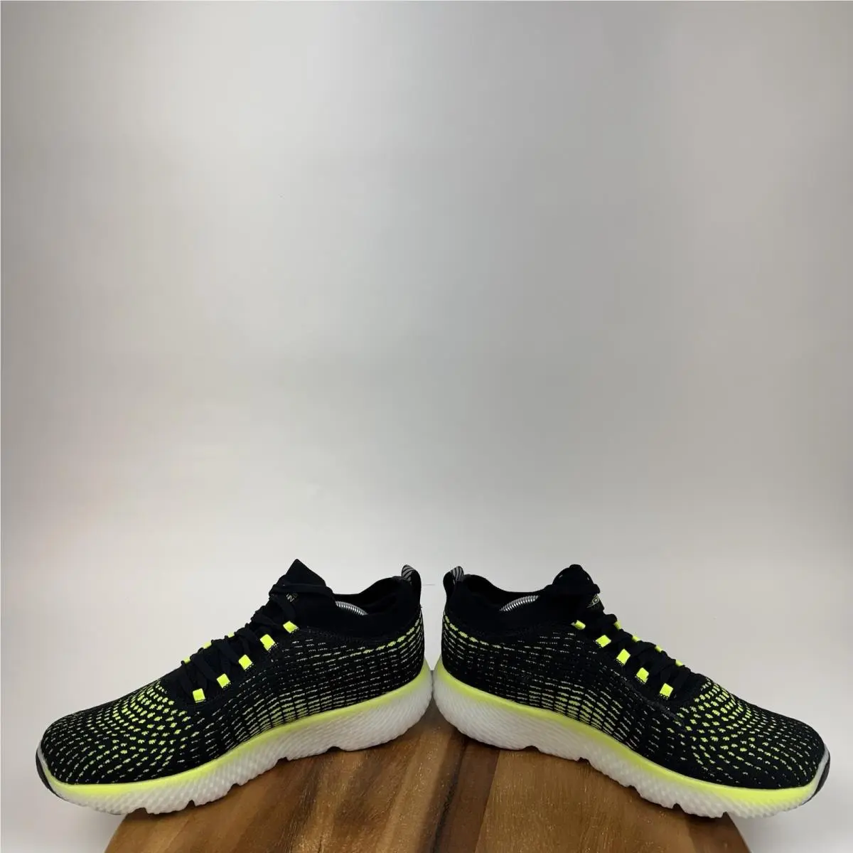Skechers shoes - Skechers Go Run Maxroad 5 - Black 3