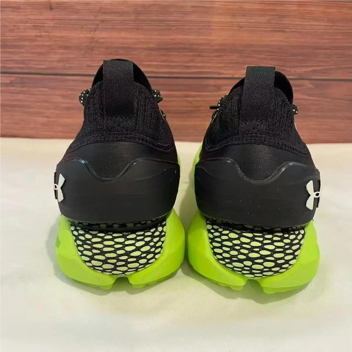 Under Armour shoes - Under Armour HOVR Phantom - HOVR Phantom - Black 11