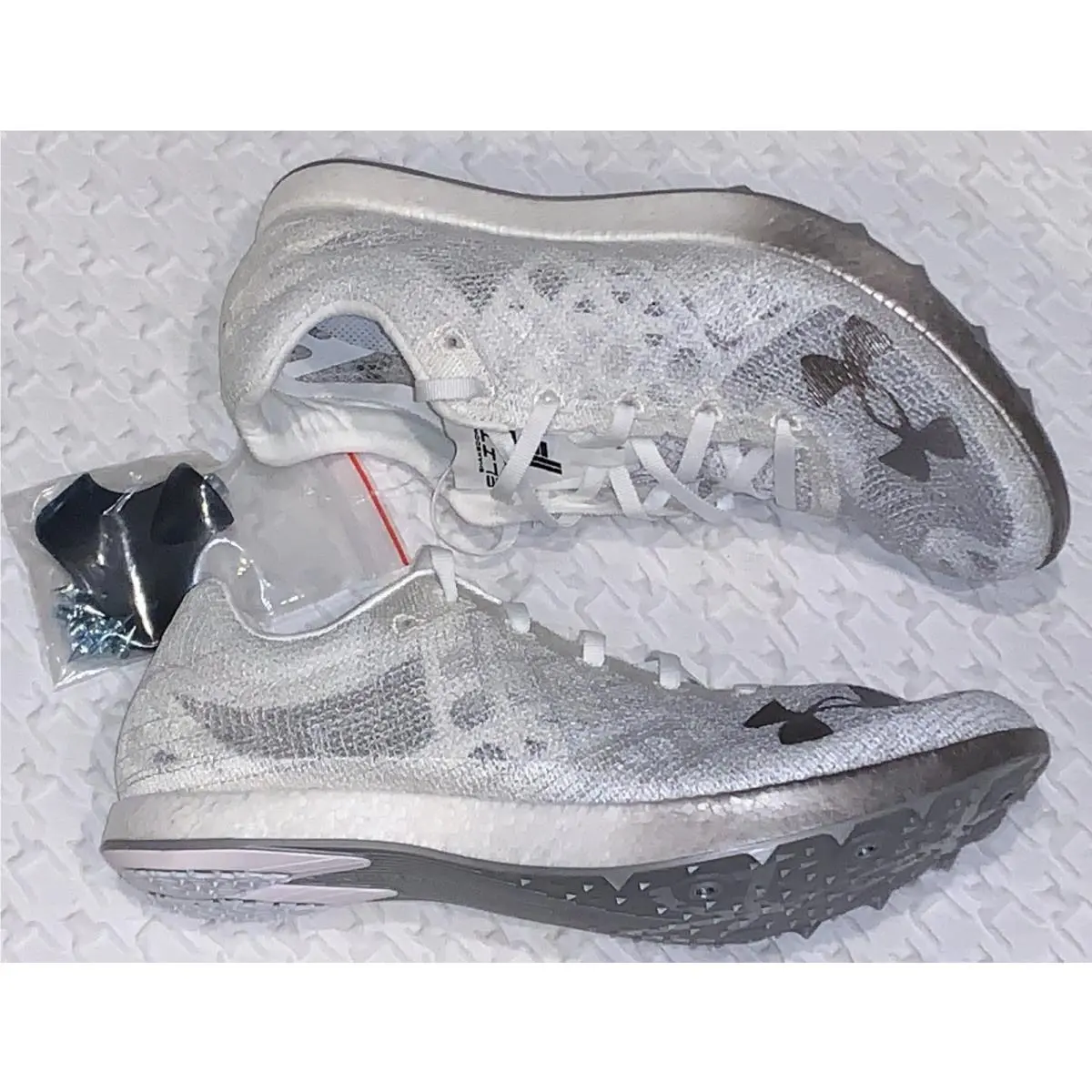 Under Armour shoes - Under Armour Shakedown Elite Distance Tack Spikes - 3026442 - White 11