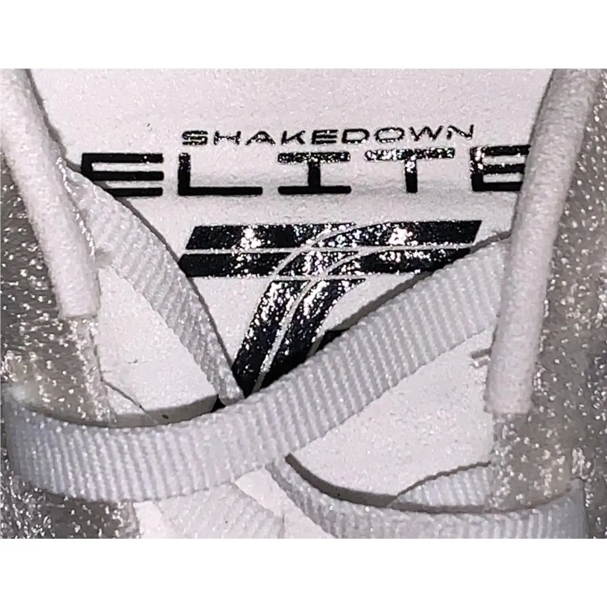 Under Armour shoes - Under Armour Shakedown Elite Distance Tack Spikes - 3026442 - White 16