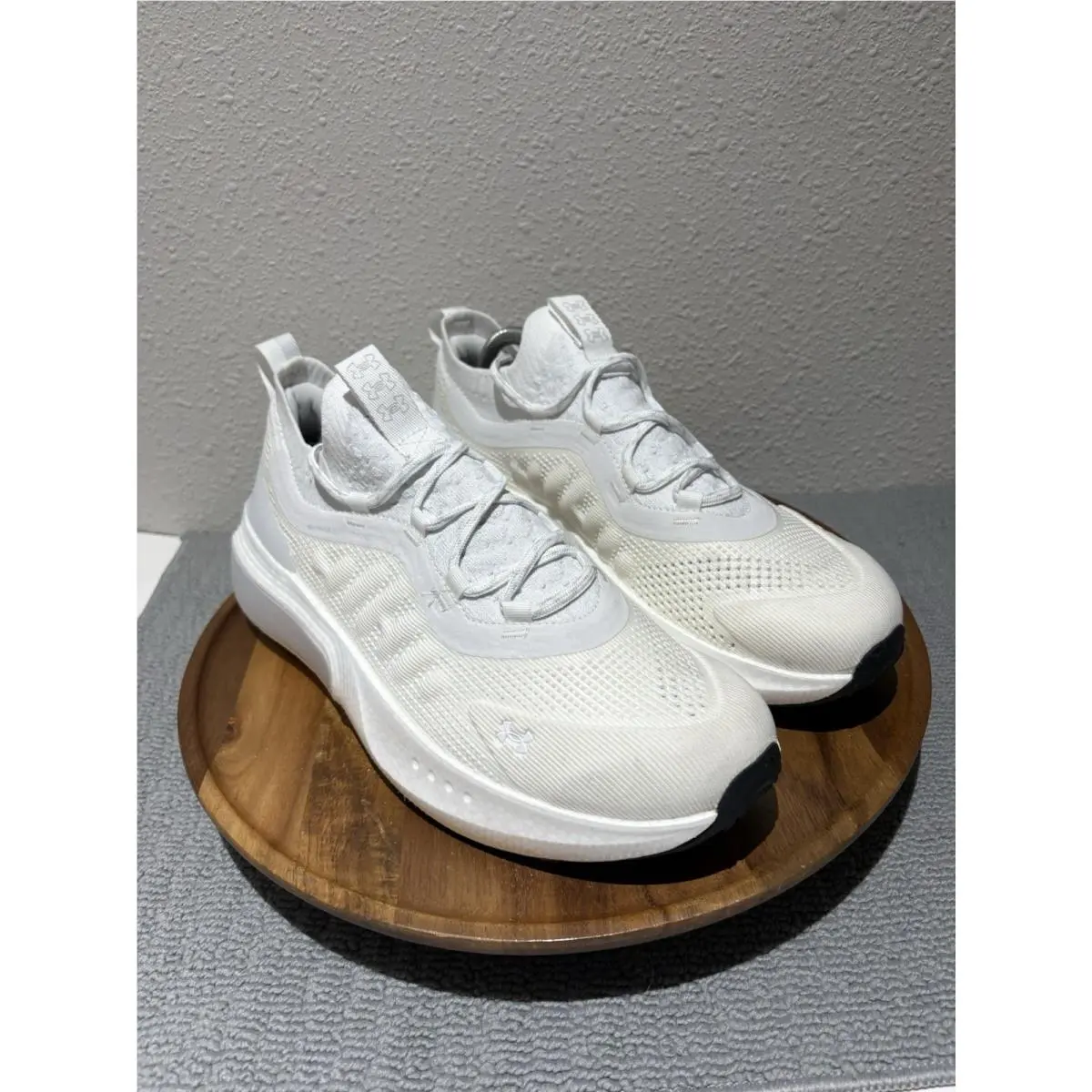 Under Armour shoes - Under Armour UA HOVR Phantom 4 - 3027593-101 - White / Halo Grey (UPC: 197777458957) 0