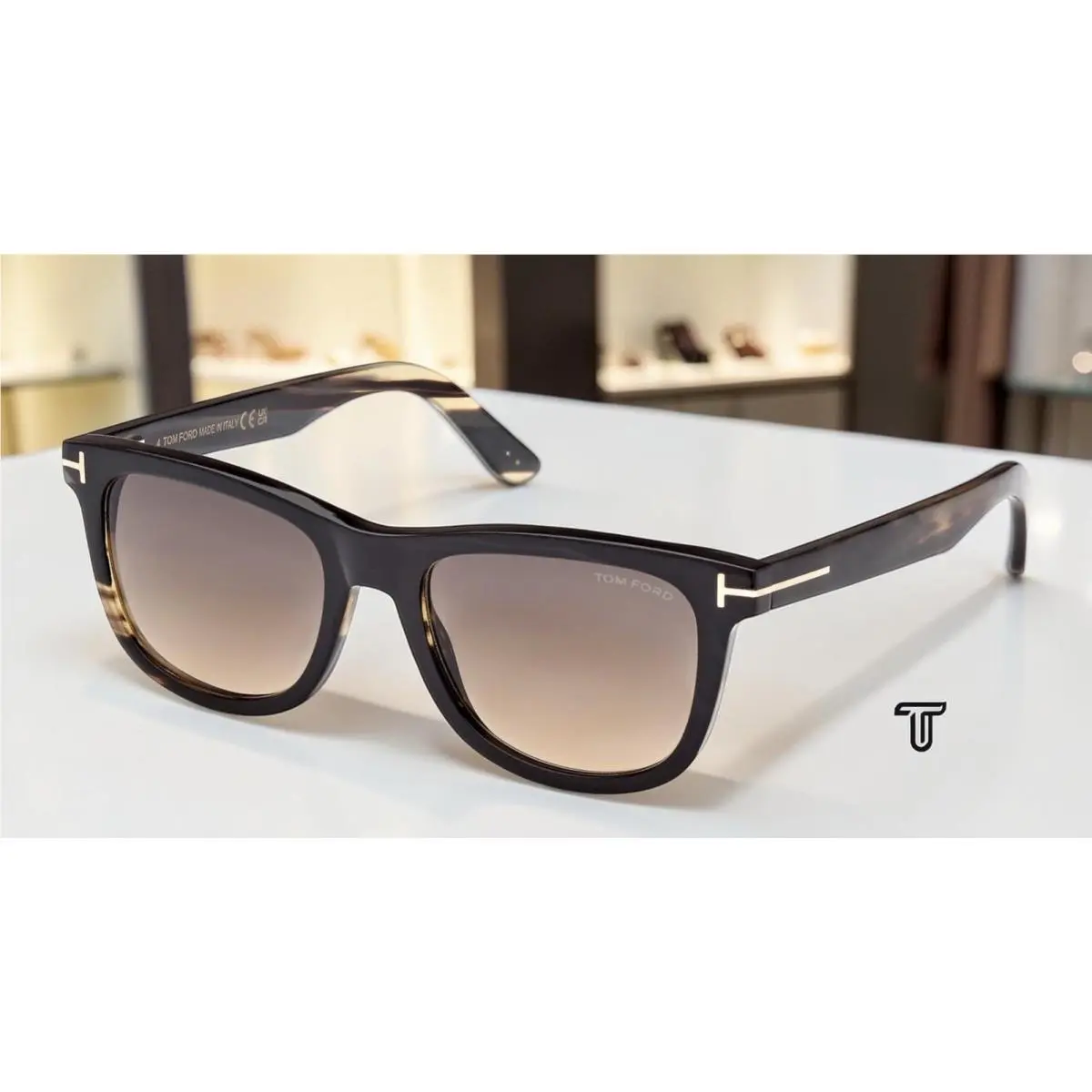 FT1046 P 64B Horn Coloured Horn Gradient Smoke 53 mm Men`s Sunglasses by Tom Ford