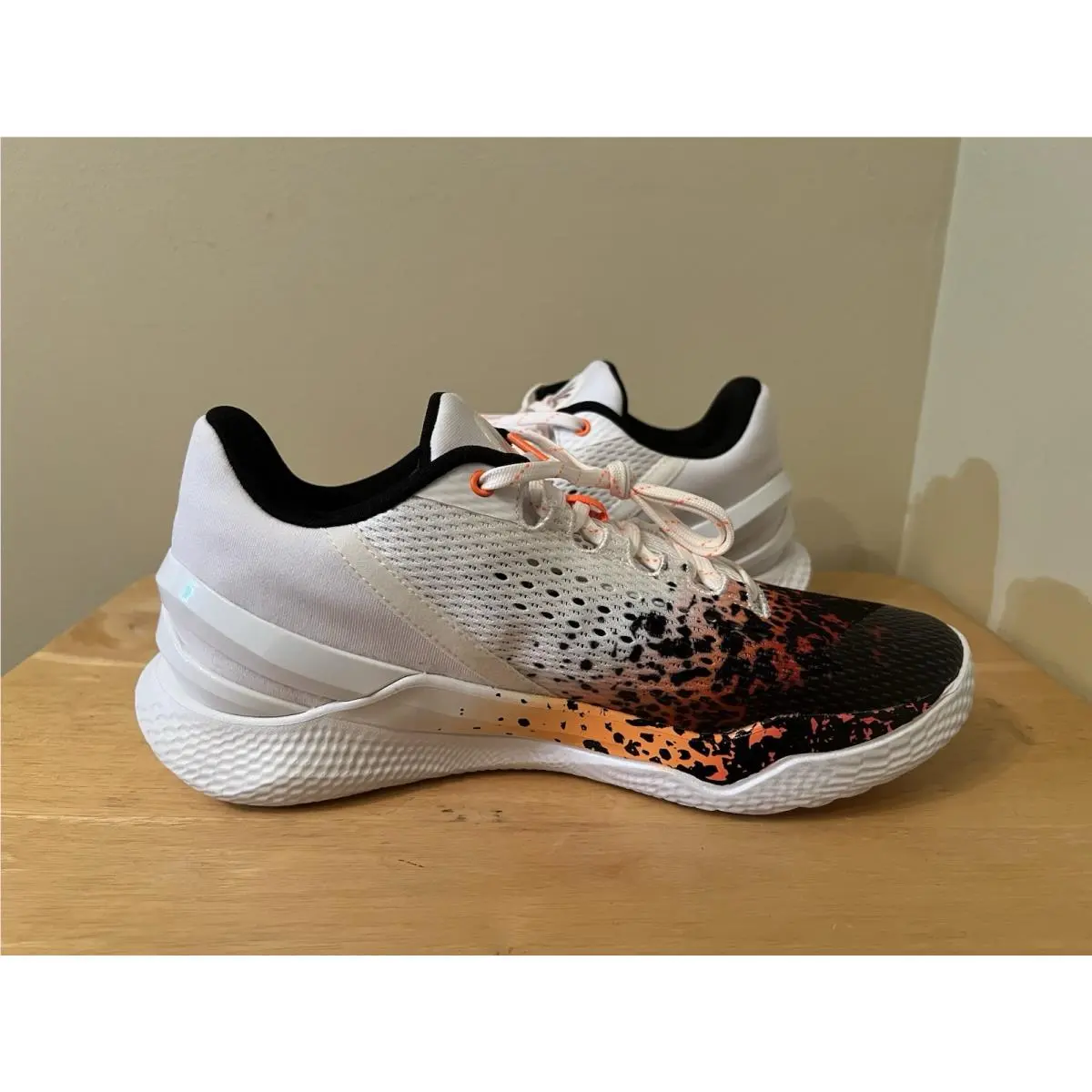 Under Armour shoes - Under Armour Curry 2 - Curry - 3026277-100 - White 2