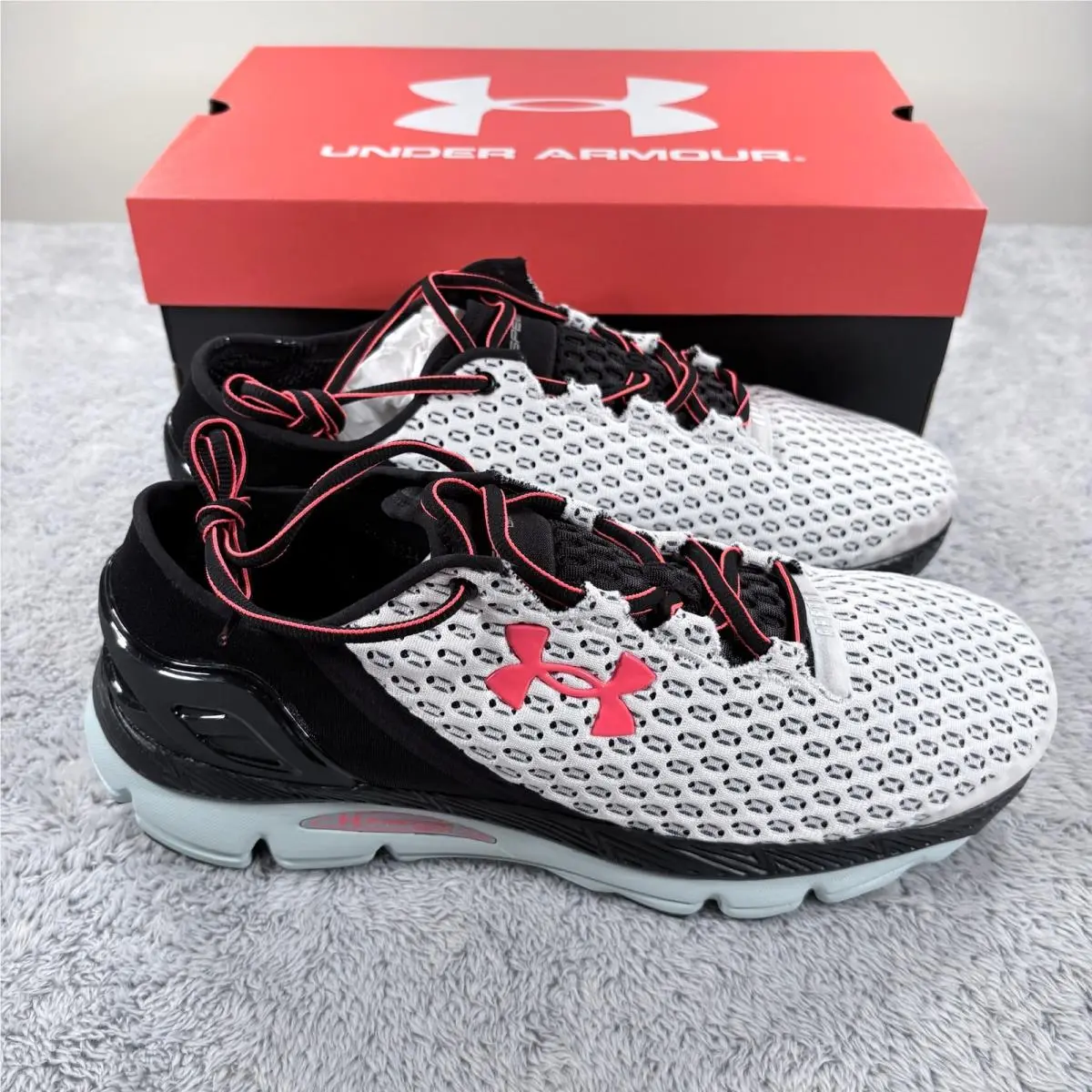 Under Armour shoes - White 3