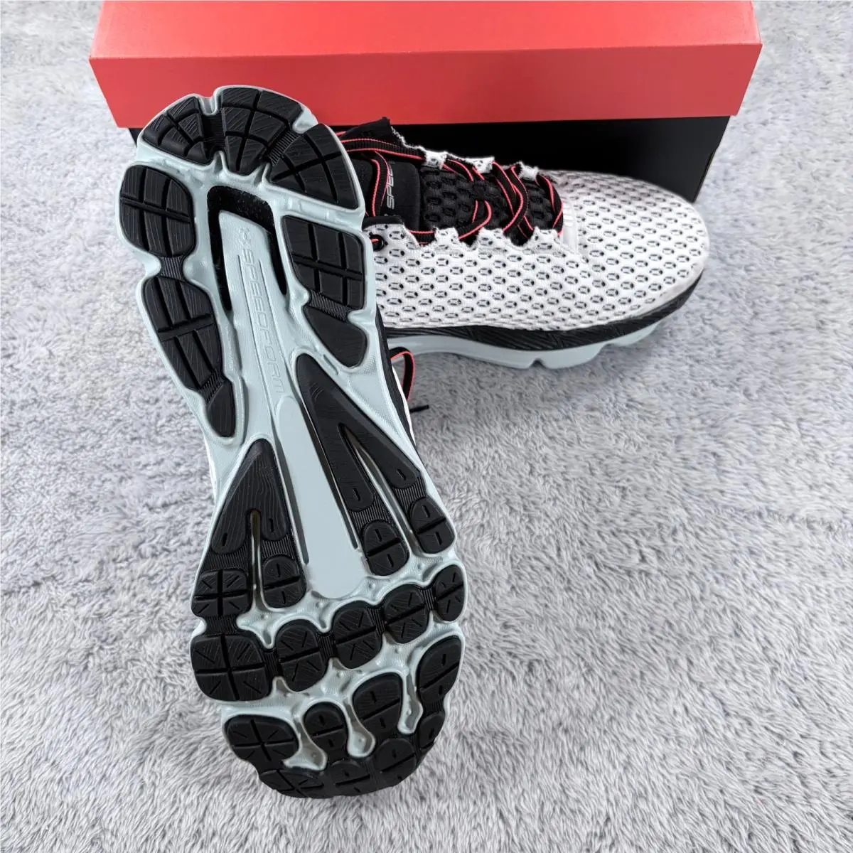 Under Armour shoes - White 4
