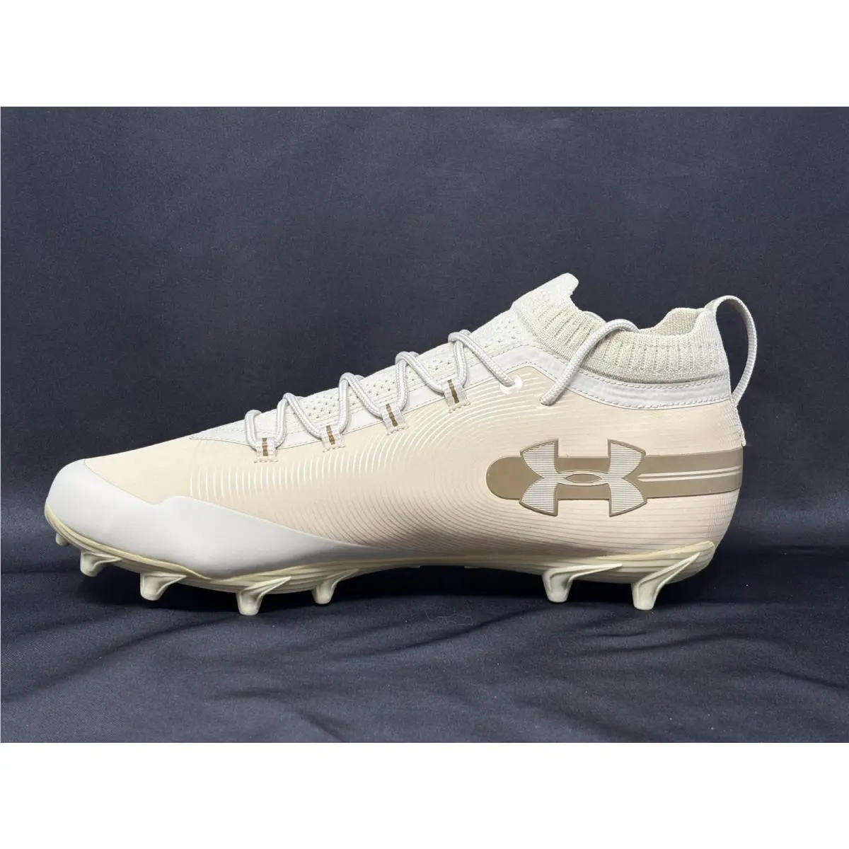 Under Armour shoes - Under Armour Spotlight MC - Spotlight - 3022187-200 - Beige 0