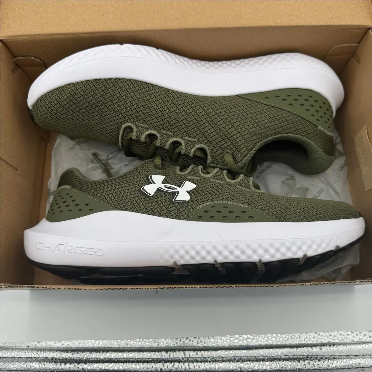 Under Armour shoes - Under Armour Charged Surge 4 - Green 5