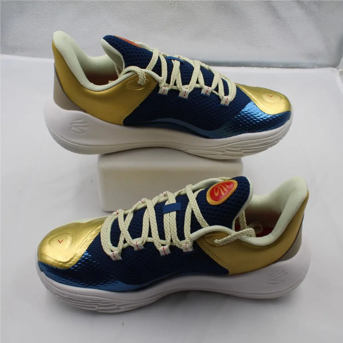 Under Armour shoes - Under Armour Curry Flow - Curry Flow - Gold 1