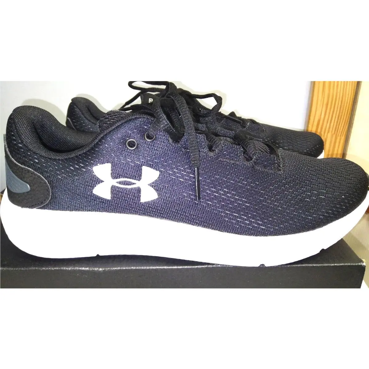 Charged Persuit 2 3022604-001 Women`s Black/white Shoes US Size 9.5 by Under Armour