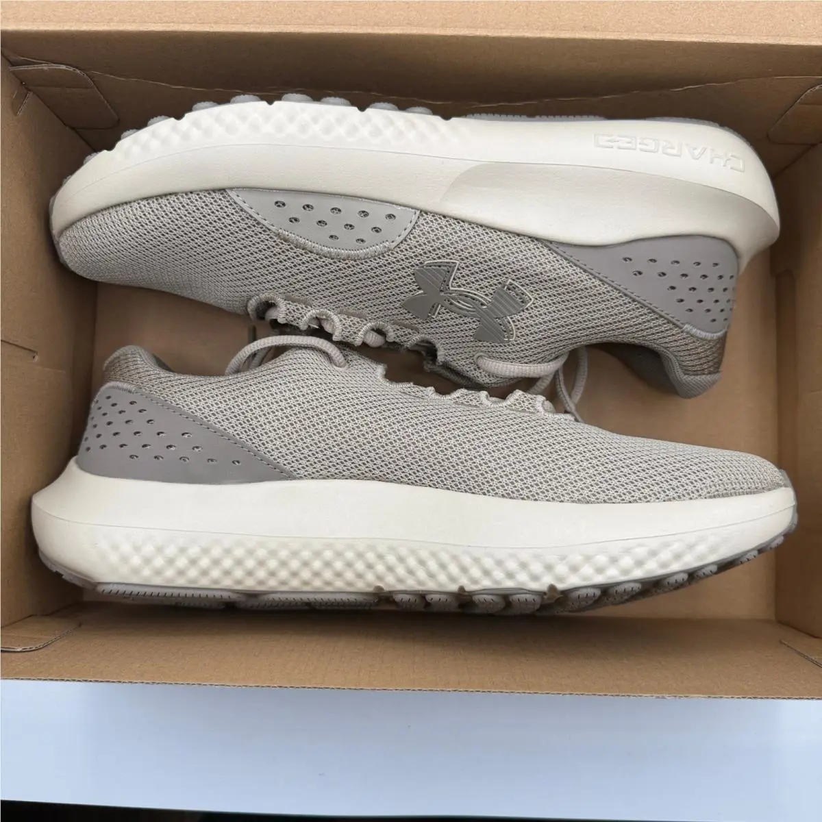 Under Armour shoes - UA Charged Surge 4 - Charged Surge - Brown 5
