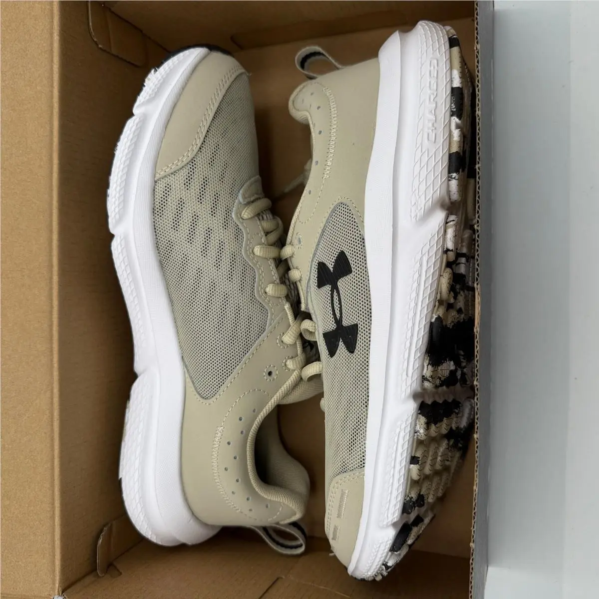 Under Armour shoes - Under Armour Charged Assert 10 - Brown 4