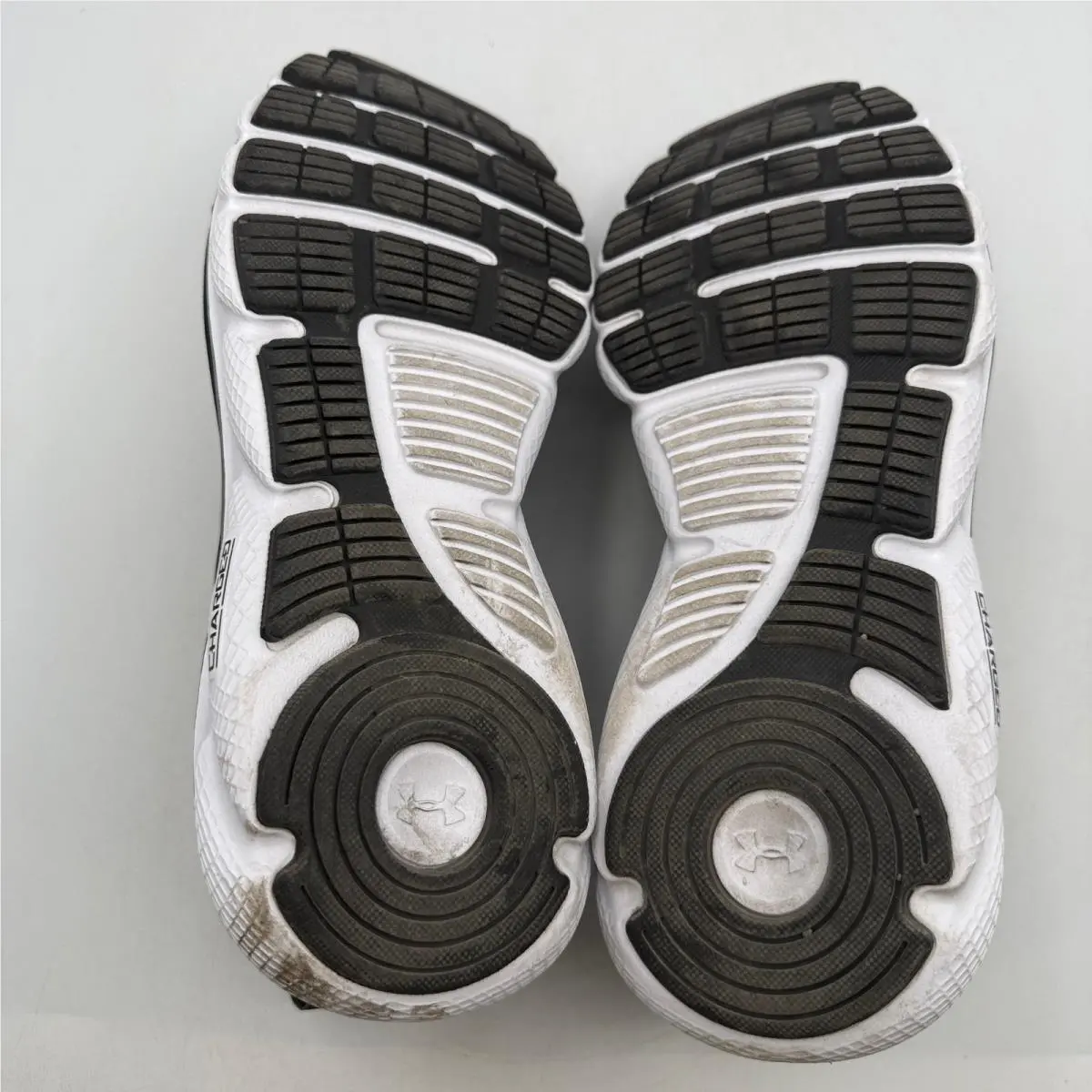 Under Armour shoes - Under Armour Charged Assert 9 - Black 4