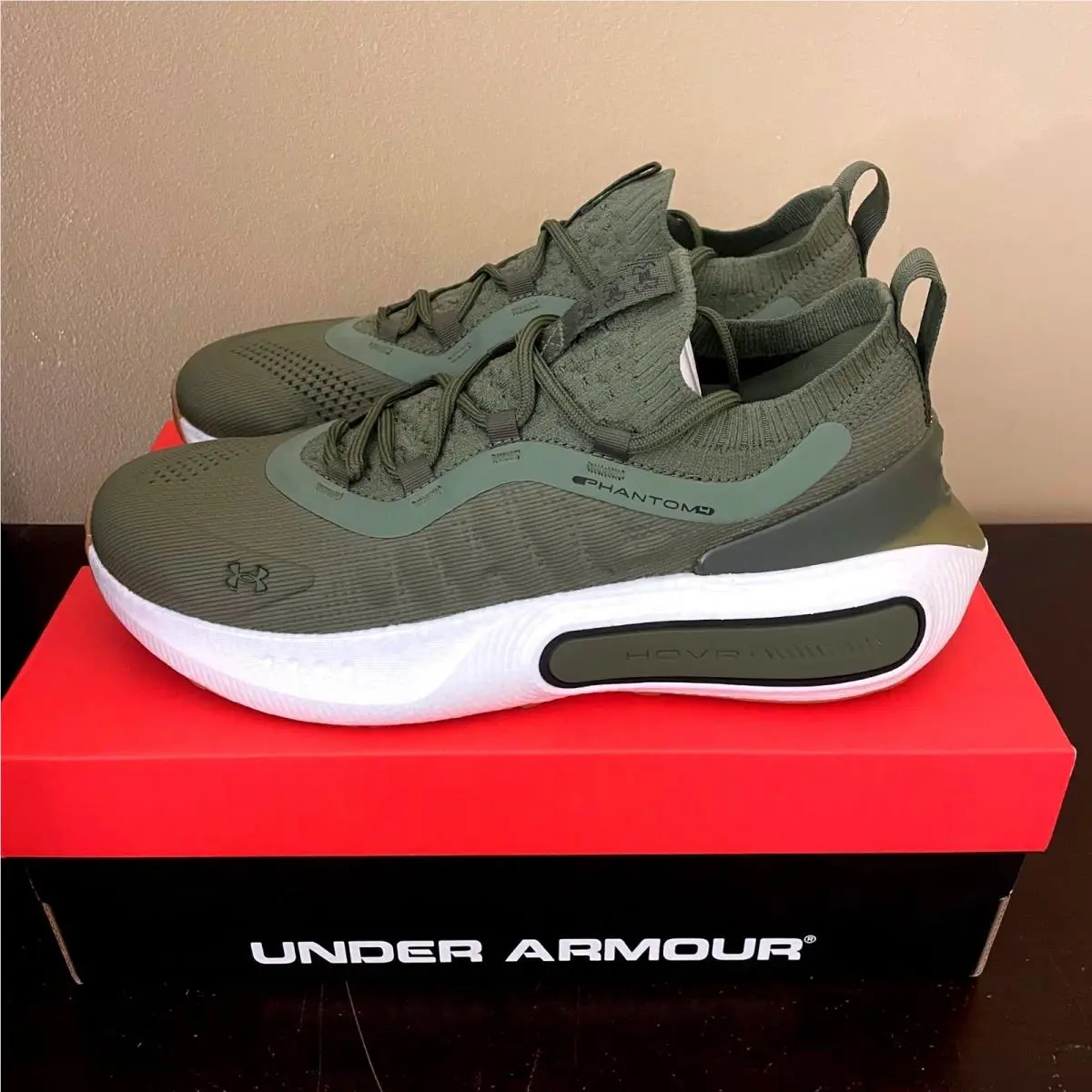 Under Armour UA Phantom 4 Mens Running Shoes Green White 3027593-390 9.5