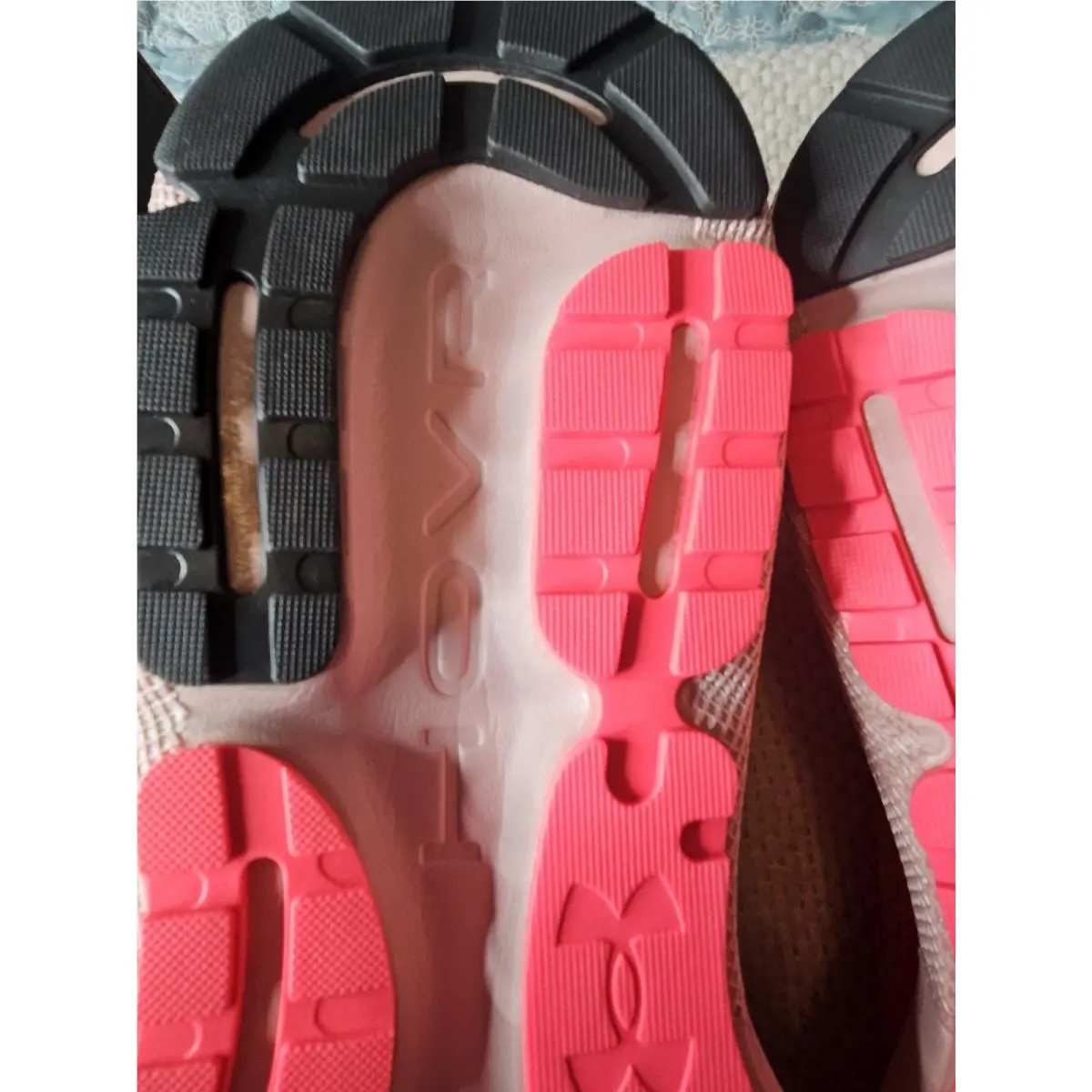 Under Armour shoes - HOVR Mega 2 MVMNT - HOVR Mega MVMNT - 3026629-603 - Pink 9