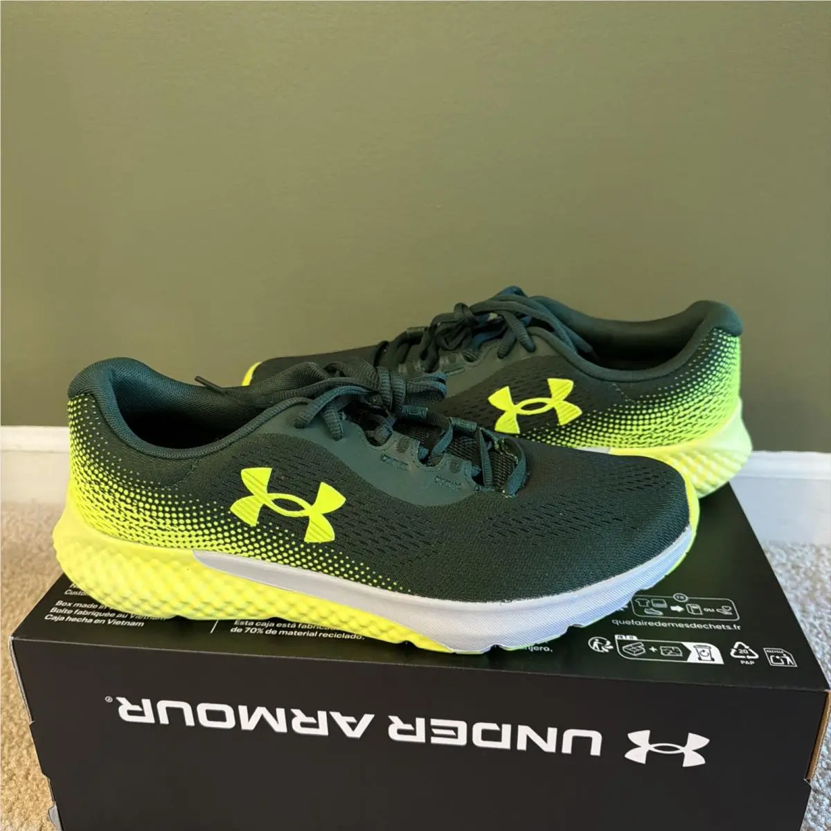 Under Armour shoes - Under Armour Charged Rogue 4 - 3026998-302 - Green/Yellow/Grey (UPC: 0198632873786) 11