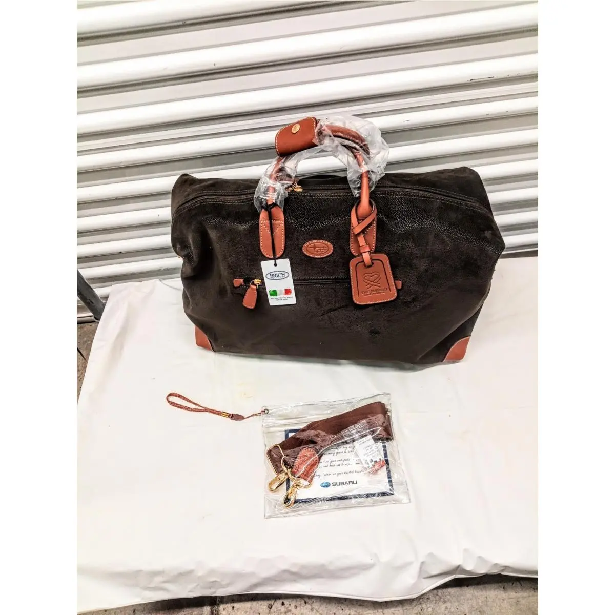 Brics Made in Italy Suburu Borsone Brown Carry On Cargo Duffle Bag by Bric's