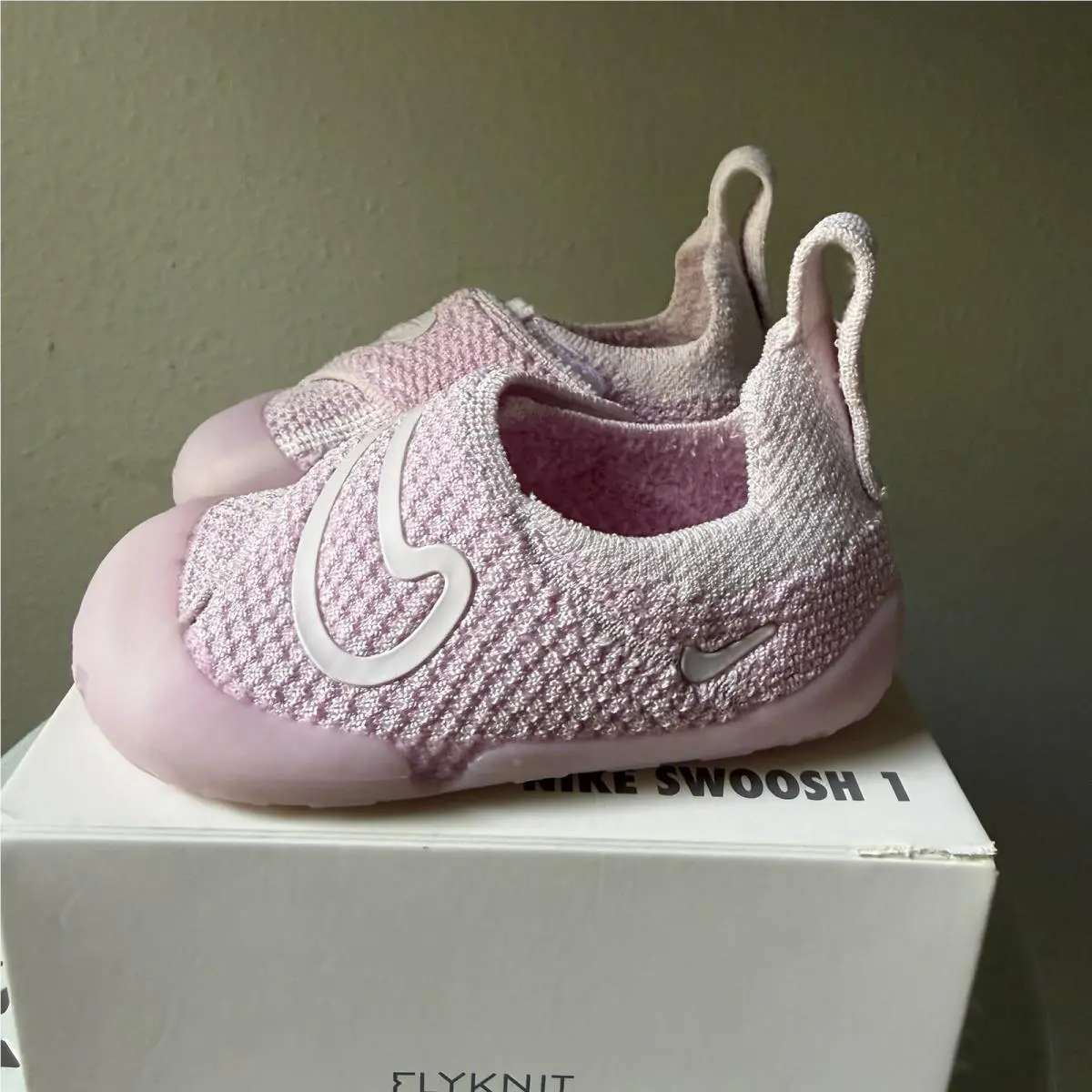 Swoosh 6 C Pearl Pink Toddler Infant Casual Lifestyle Shoes FB3244-601 by Nike