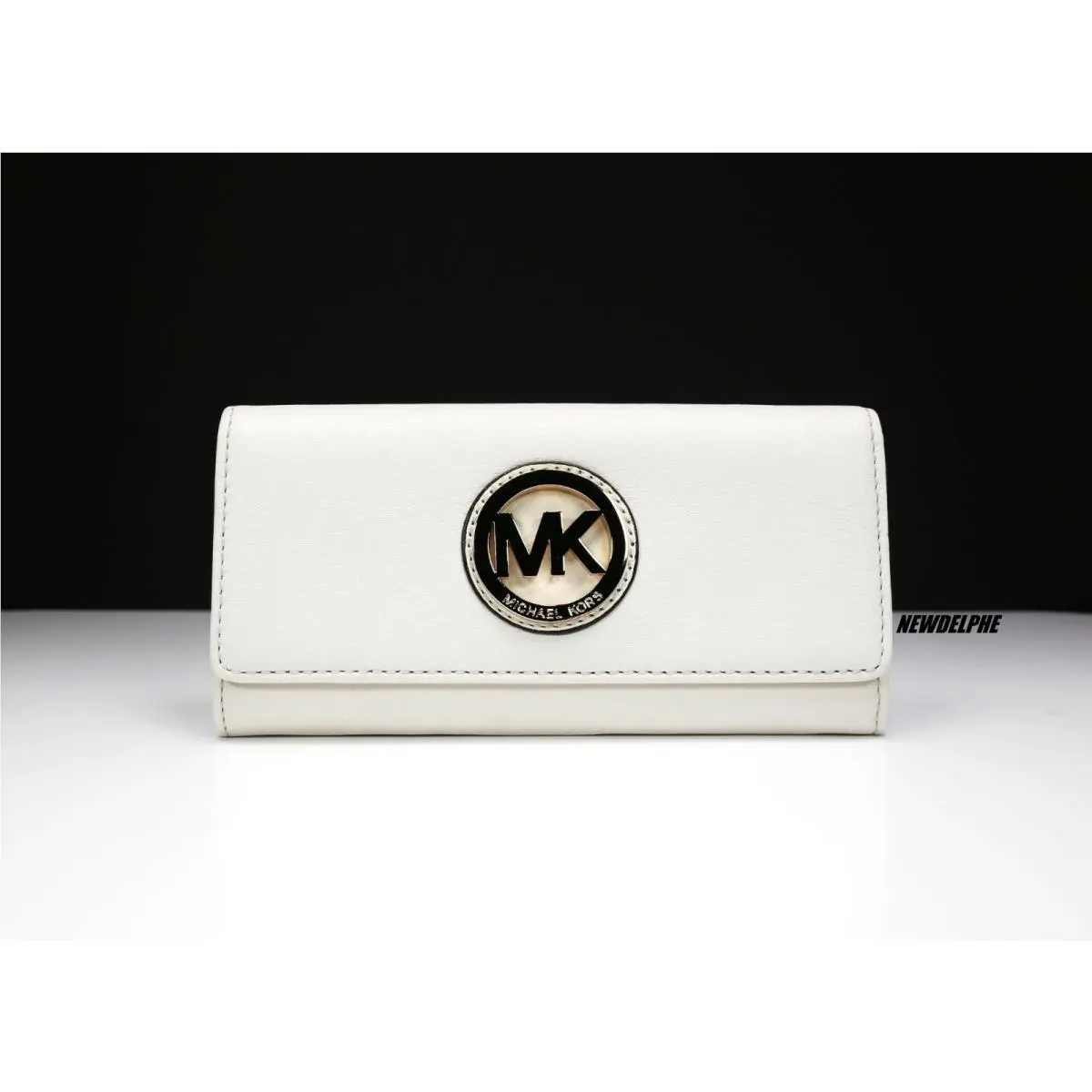 W MK Logo Fulton Long Wallet Purse / Gift Box Bag White Leather by Michael Kors