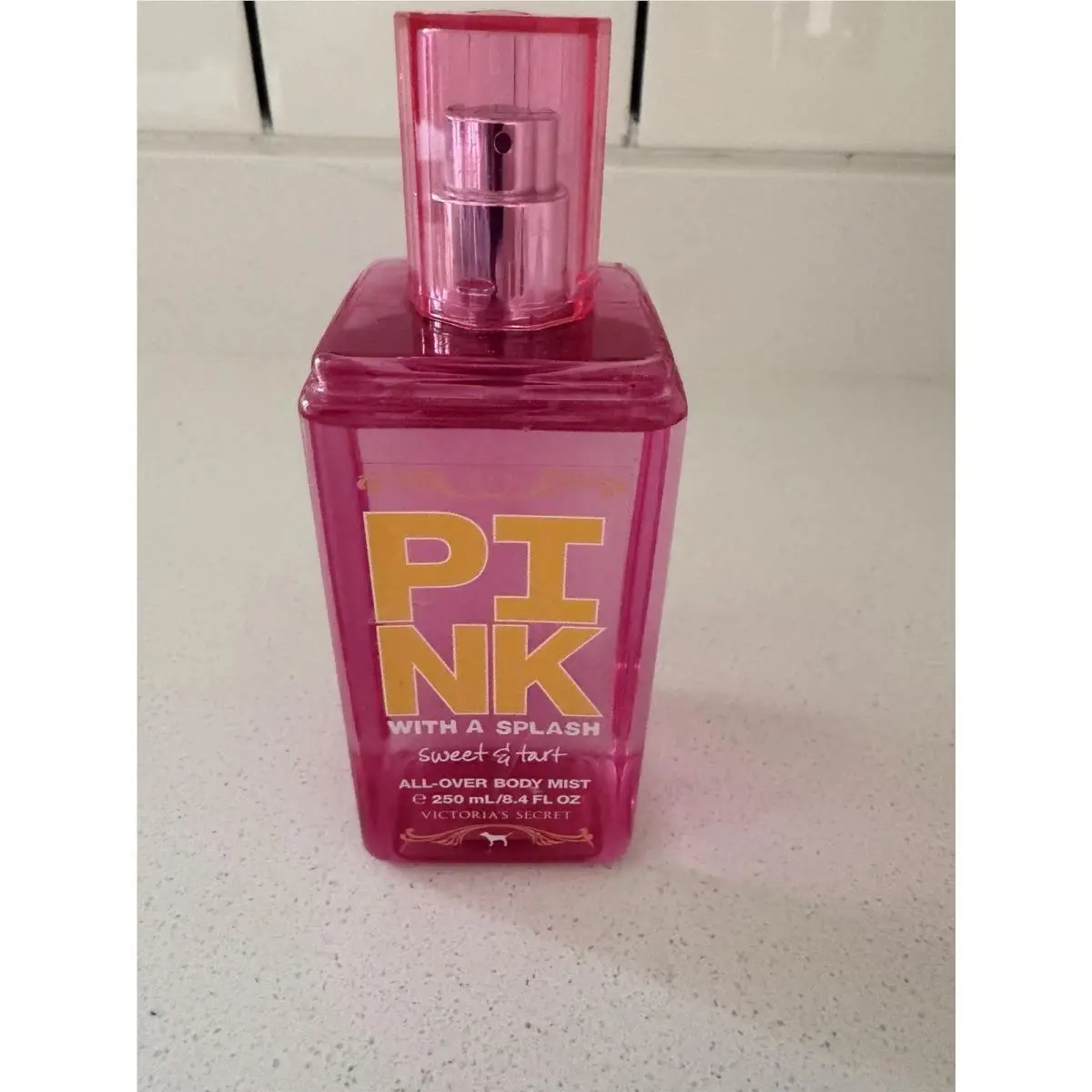 Victoria`s Secret Pink with a Splash Sweet Tart Allover Body Mist