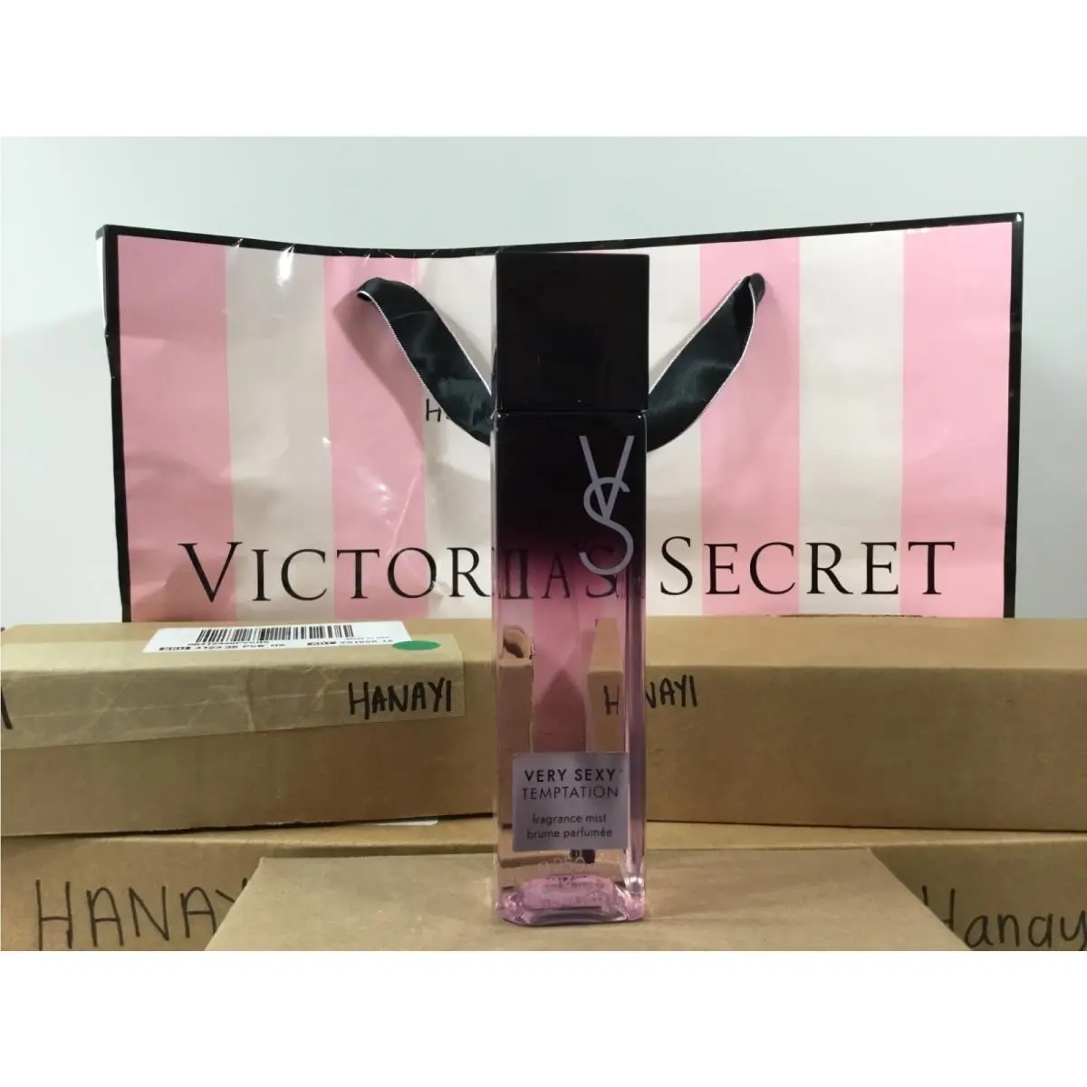 Victoria`s Secret Very Sexy Temptation Fragrance Mist 8.4 OZ / 250 ML