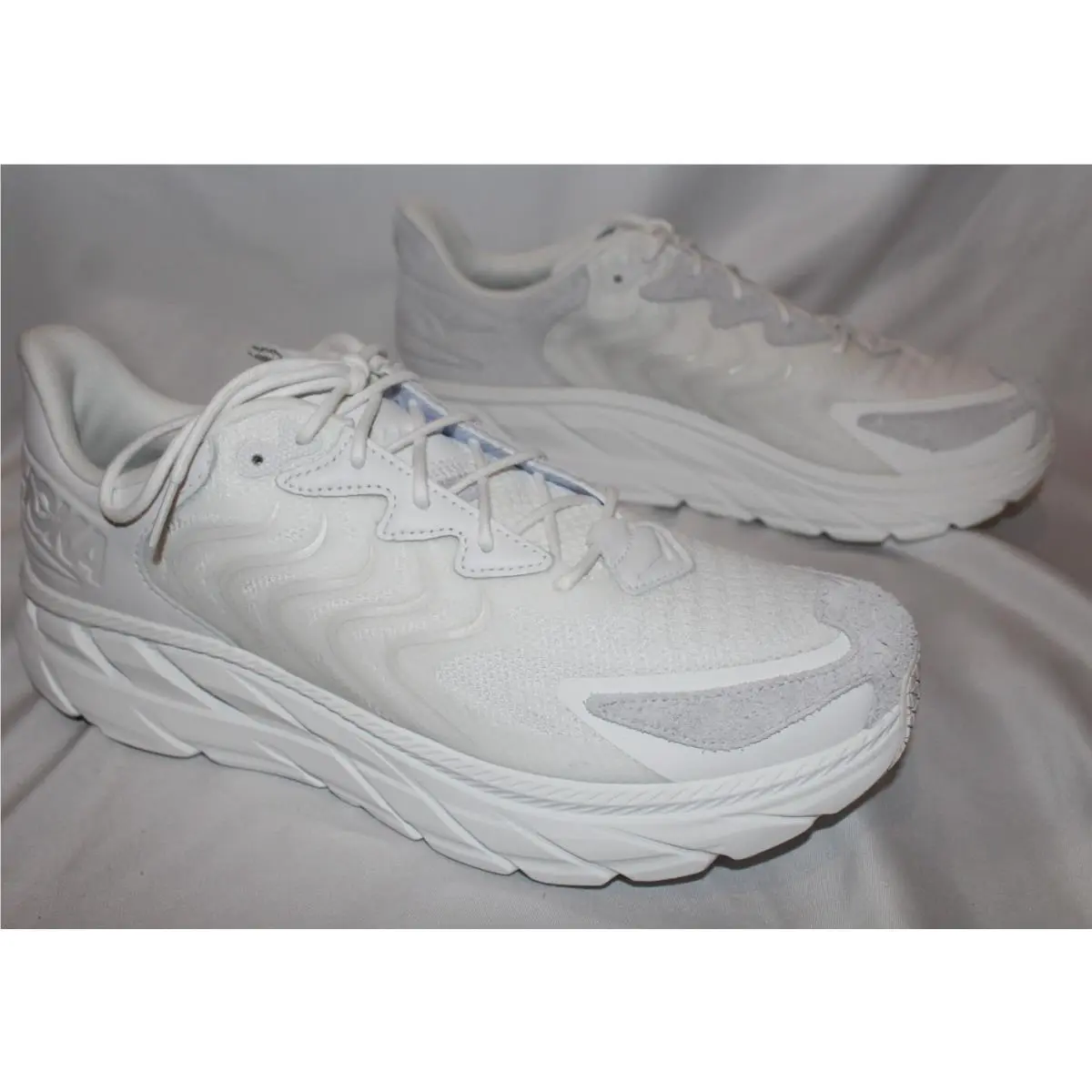 Hoka shoes - White 1